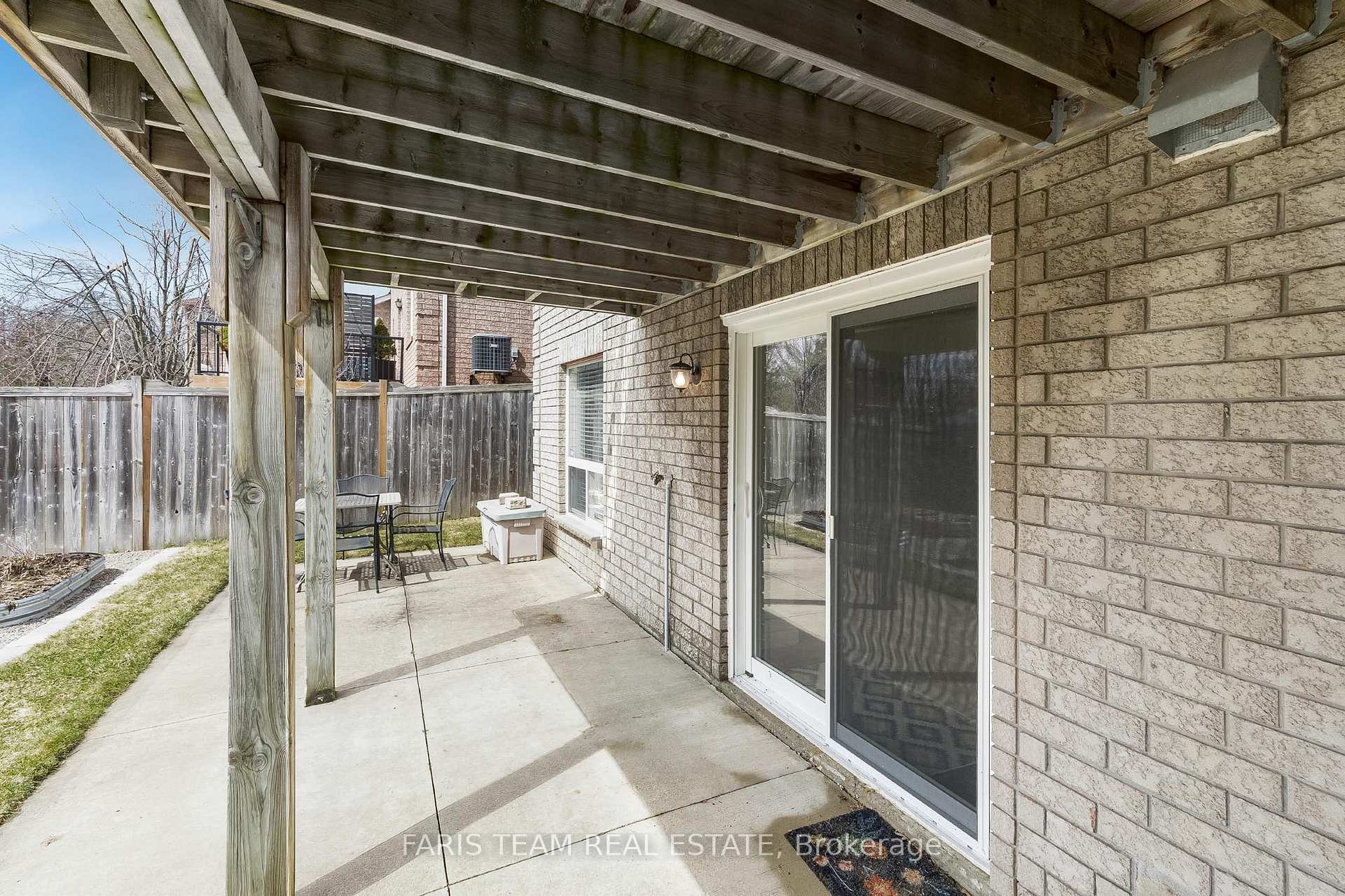 Photo 28 of 87 Silver Maple Crescent, Barrie, Holly — HOMEH