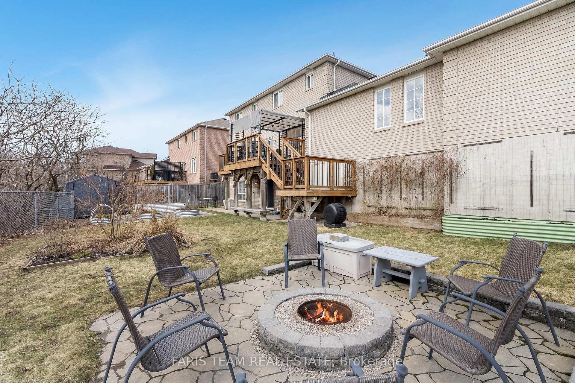 Photo 32 of 87 Silver Maple Crescent, Barrie, Holly — HOMEH