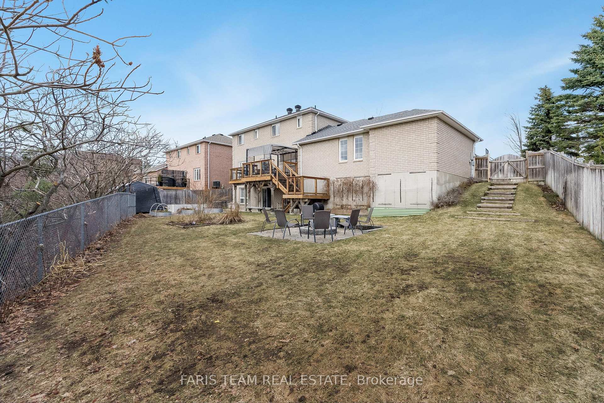 Photo 33 of 87 Silver Maple Crescent, Barrie, Holly — HOMEH
