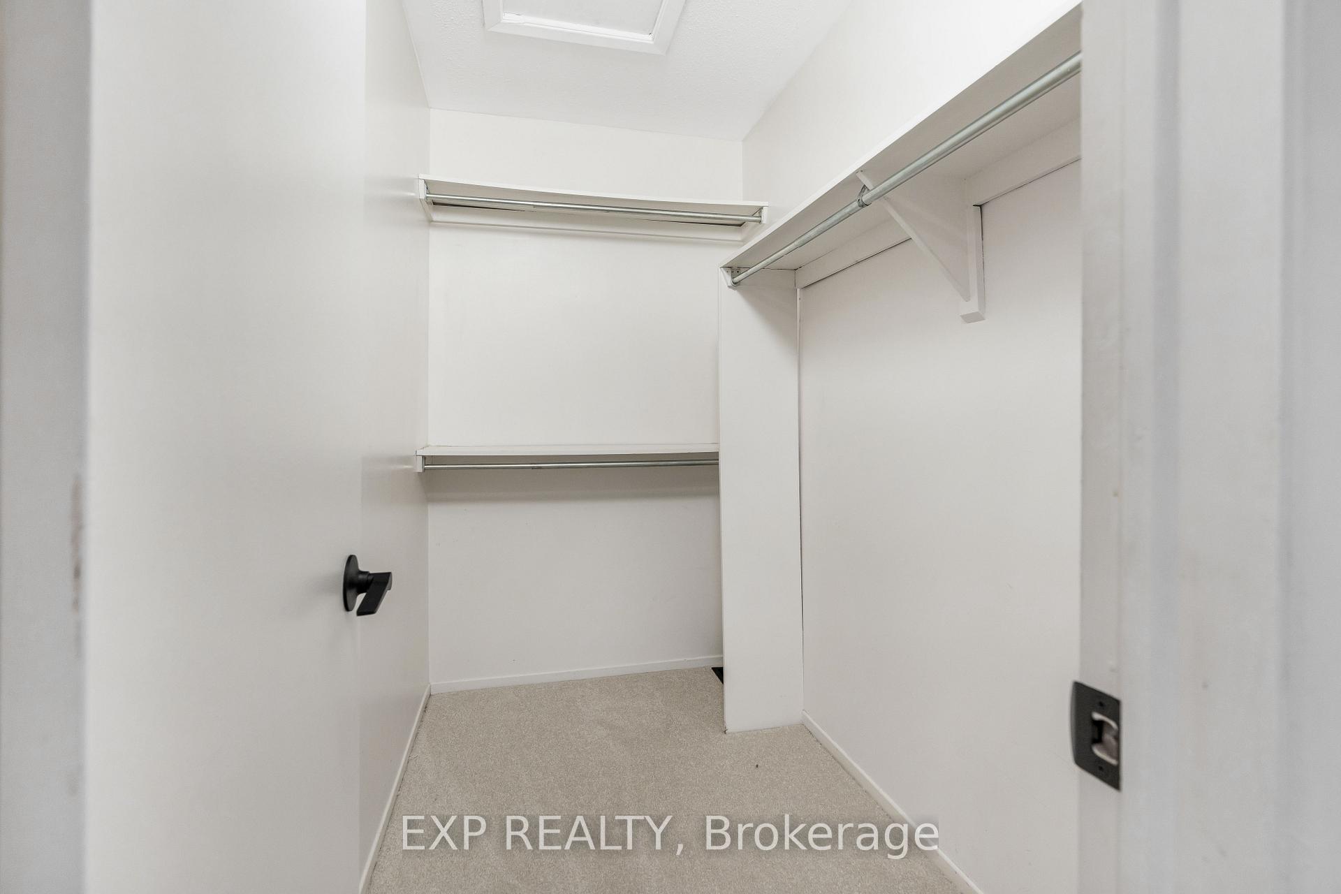 Photo 20 of 29 Bourne Street, Ottawa, Barrhaven - Cedargrove/Fraserdale — HOMEH
