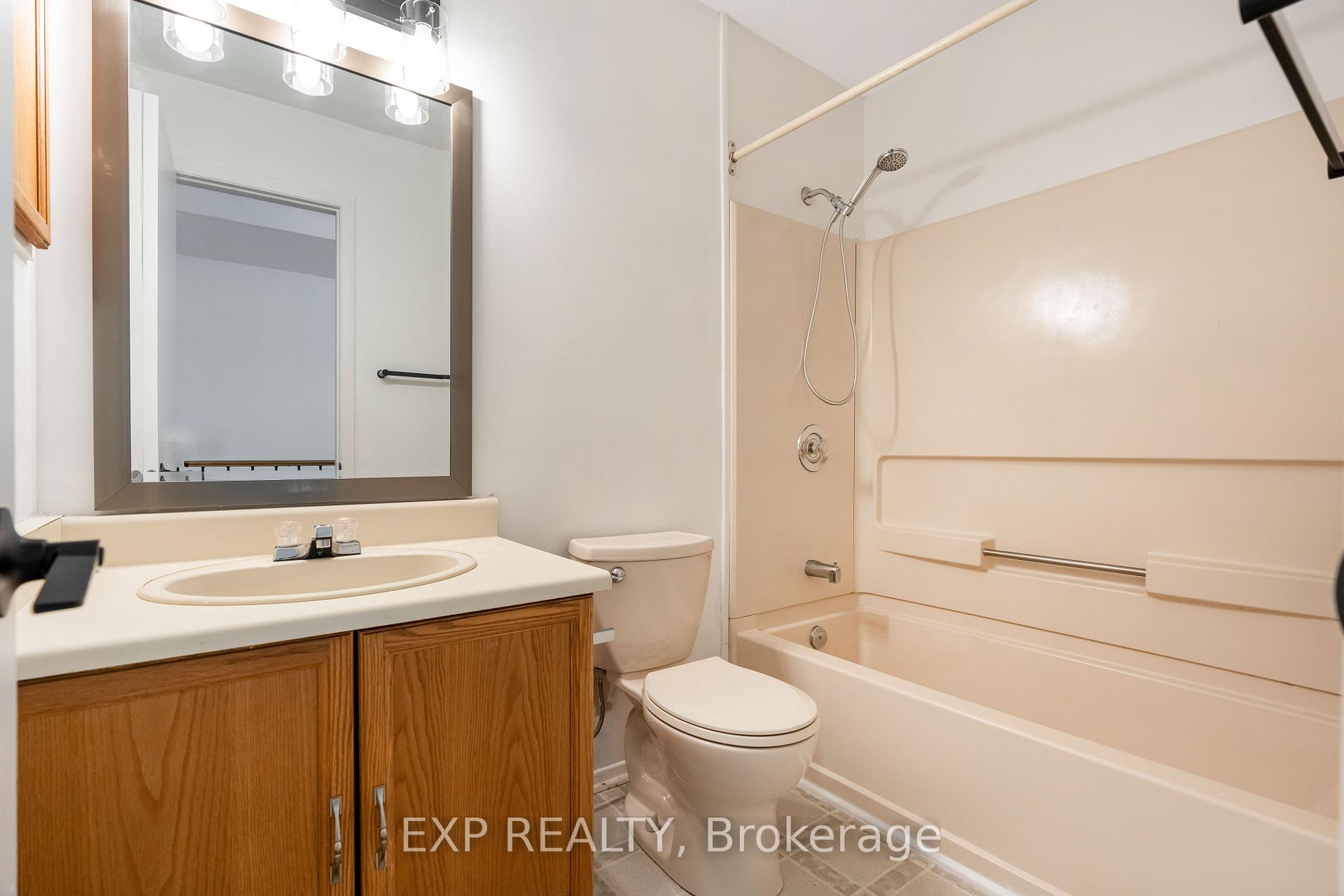 Photo 24 of 29 Bourne Street, Ottawa, Barrhaven - Cedargrove/Fraserdale — HOMEH