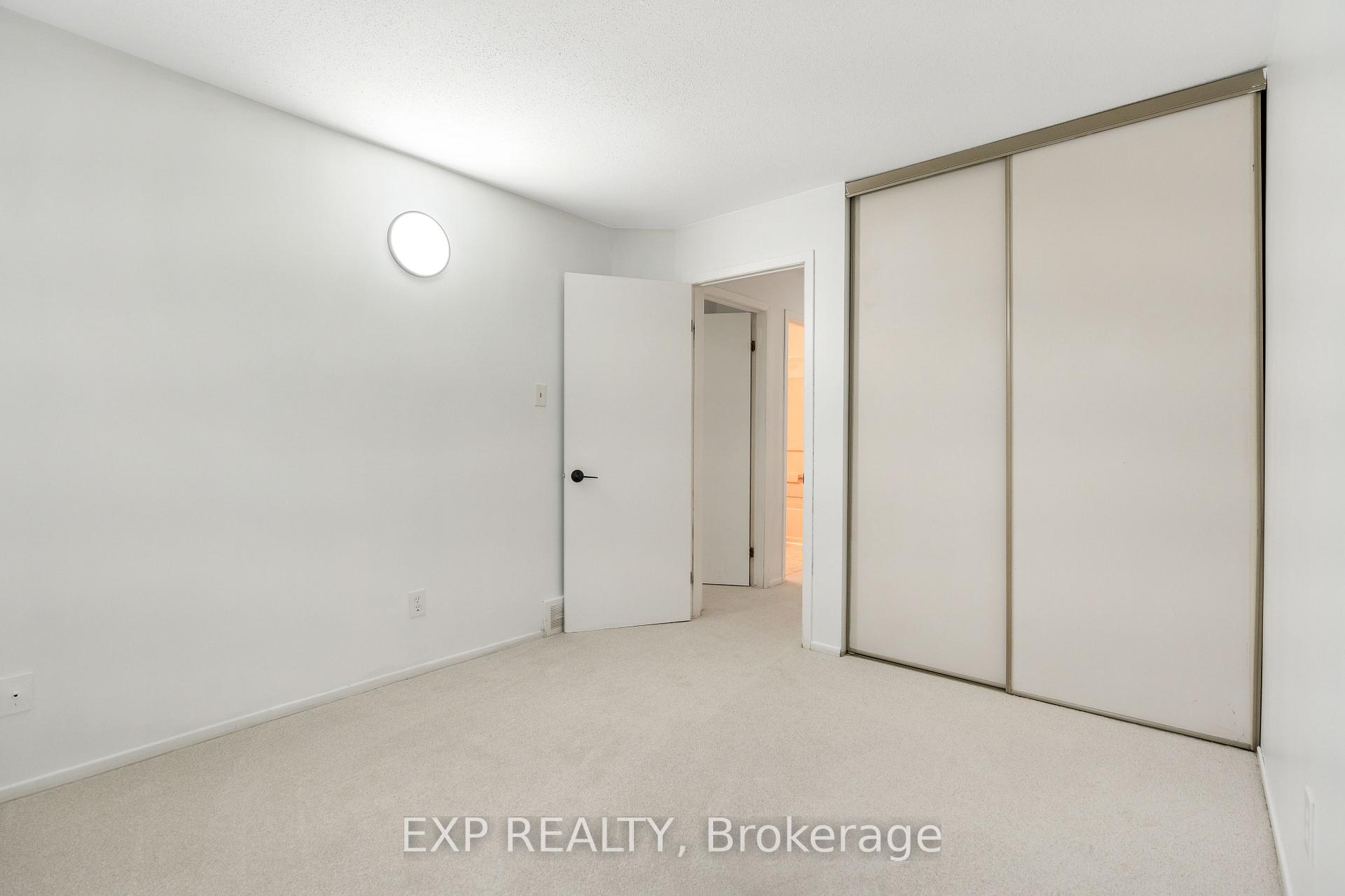 Photo 26 of 29 Bourne Street, Ottawa, Barrhaven - Cedargrove/Fraserdale — HOMEH