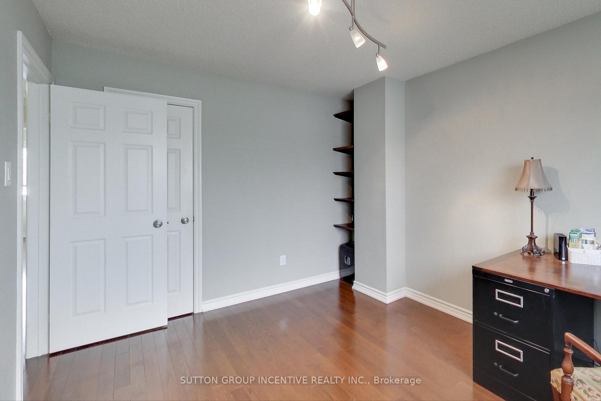 Photo 25 of 16 Byron Crescent, Barrie, Allandale Heights — HOMEH