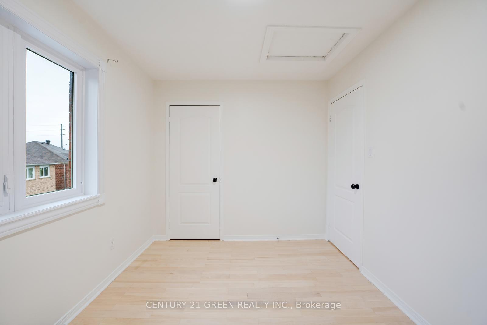Photo 15 of 62 Saintsbury Crescent, Brampton, Sandringham-Wellington — HOMEH