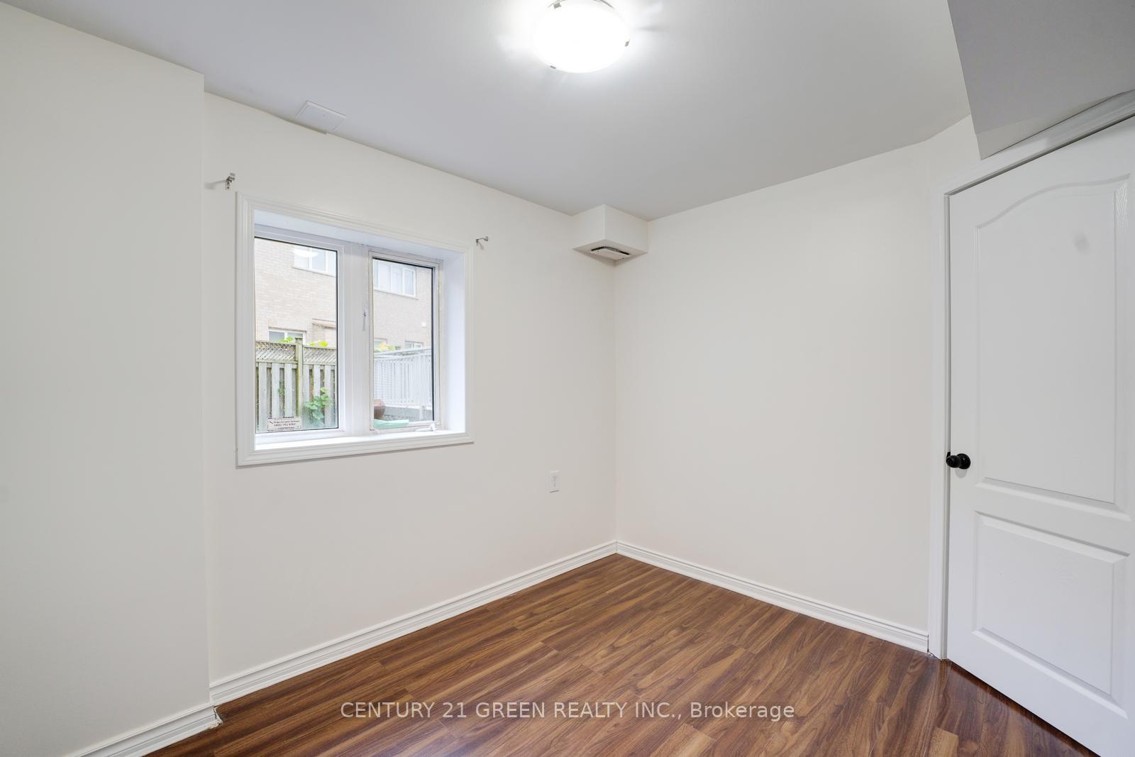 Photo 31 of 62 Saintsbury Crescent, Brampton, Sandringham-Wellington — HOMEH