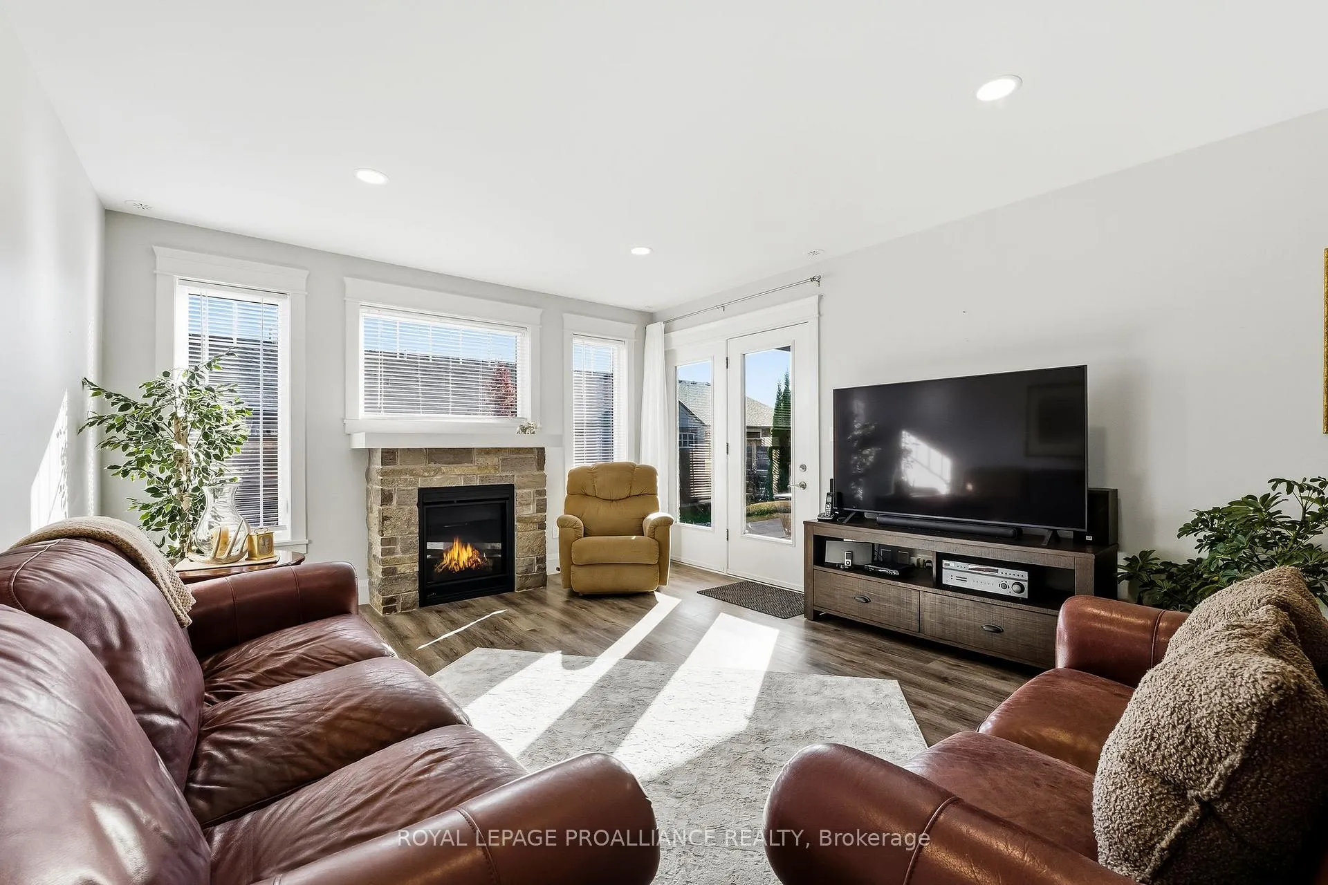 Photo 14 of 23 Cove Crescent, Brighton — HOMEH