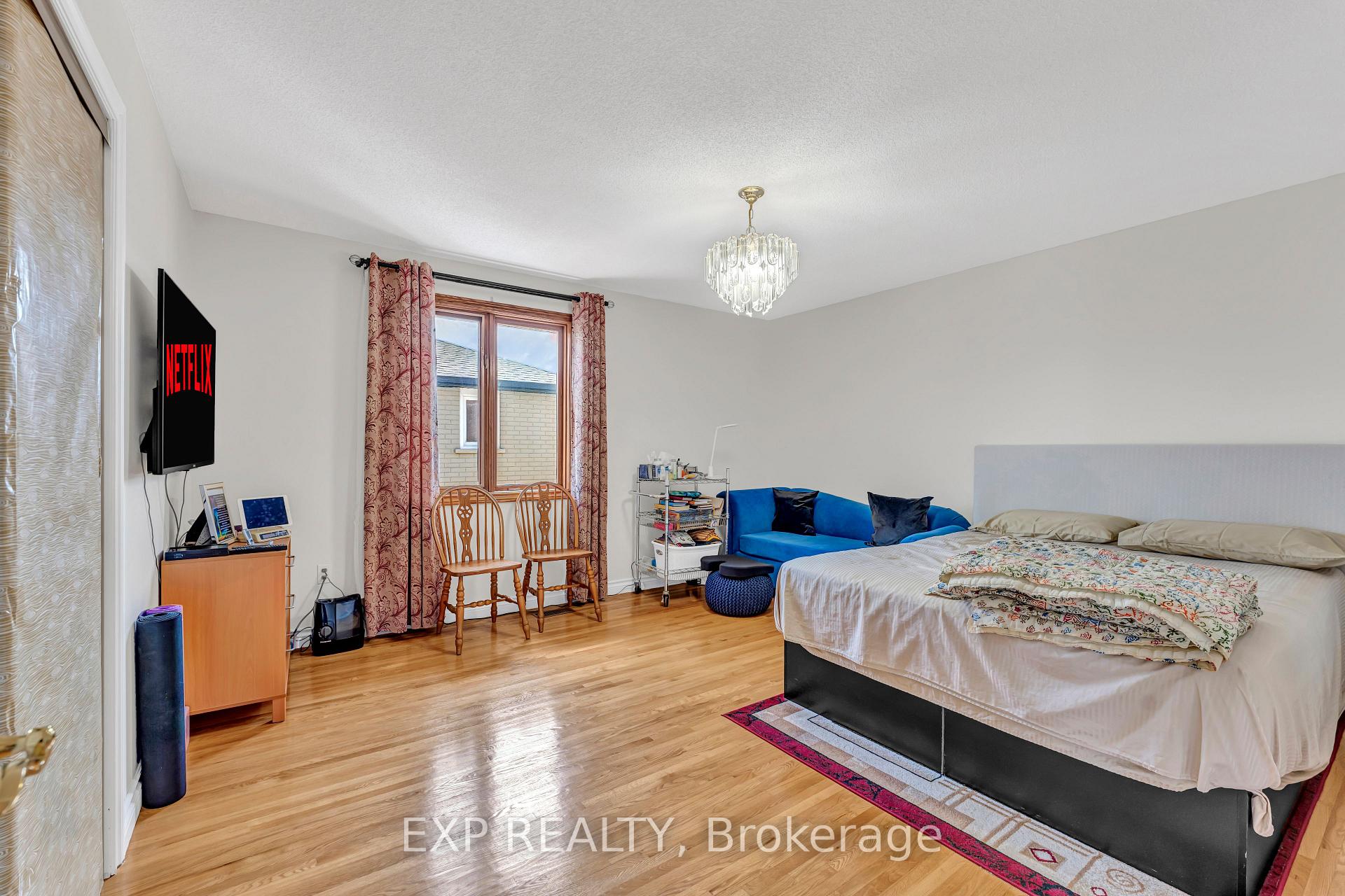 Photo 18 of 2 Glencrest Avenue, Hamilton, Stoney Creek — HOMEH