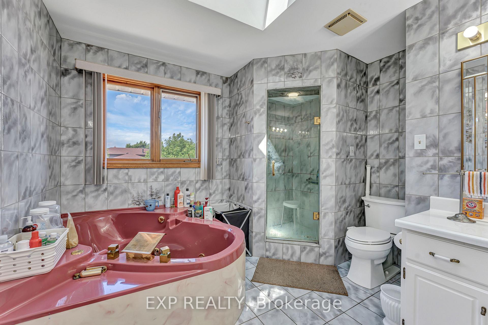 Photo 19 of 2 Glencrest Avenue, Hamilton, Stoney Creek — HOMEH