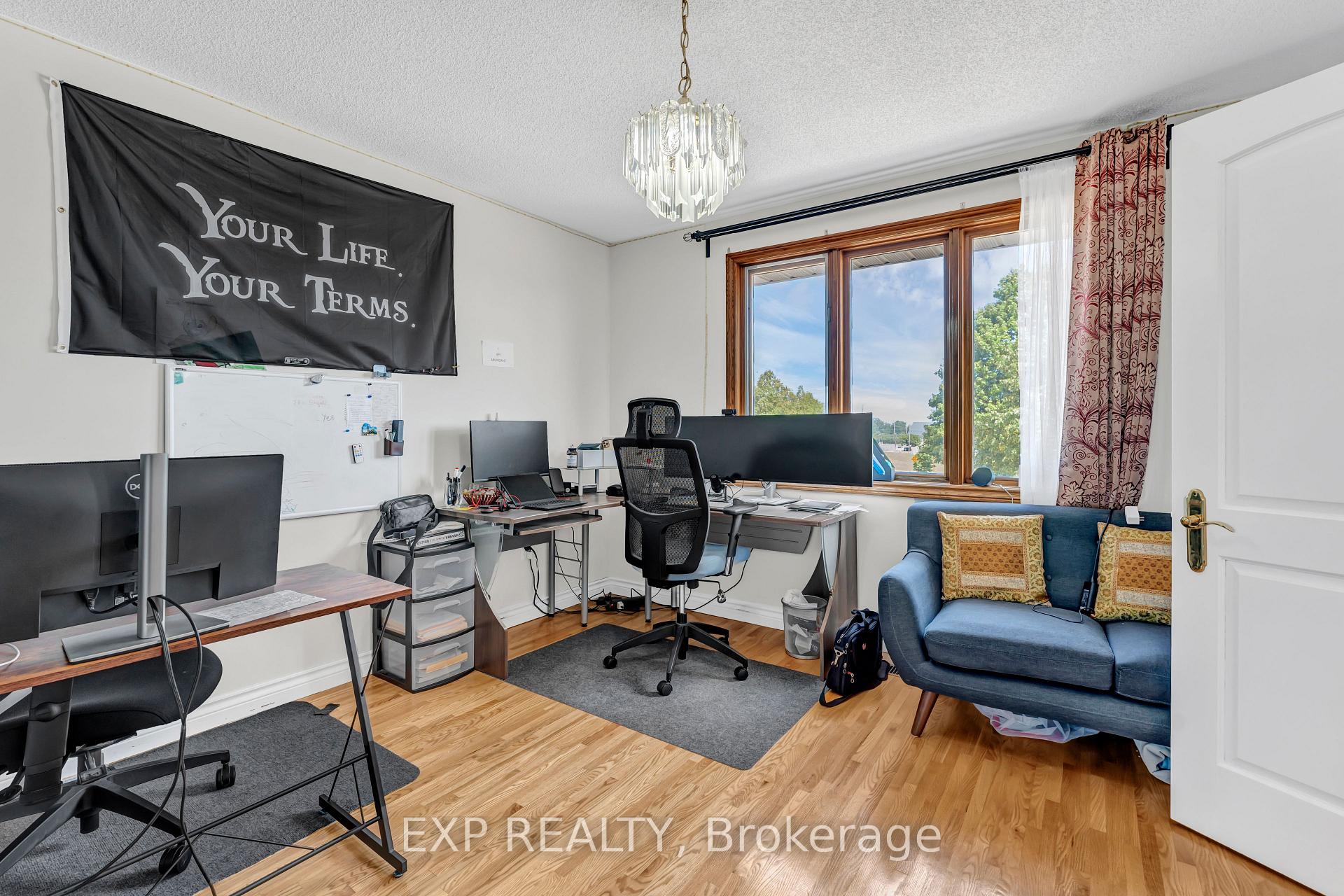 Photo 21 of 2 Glencrest Avenue, Hamilton, Stoney Creek — HOMEH