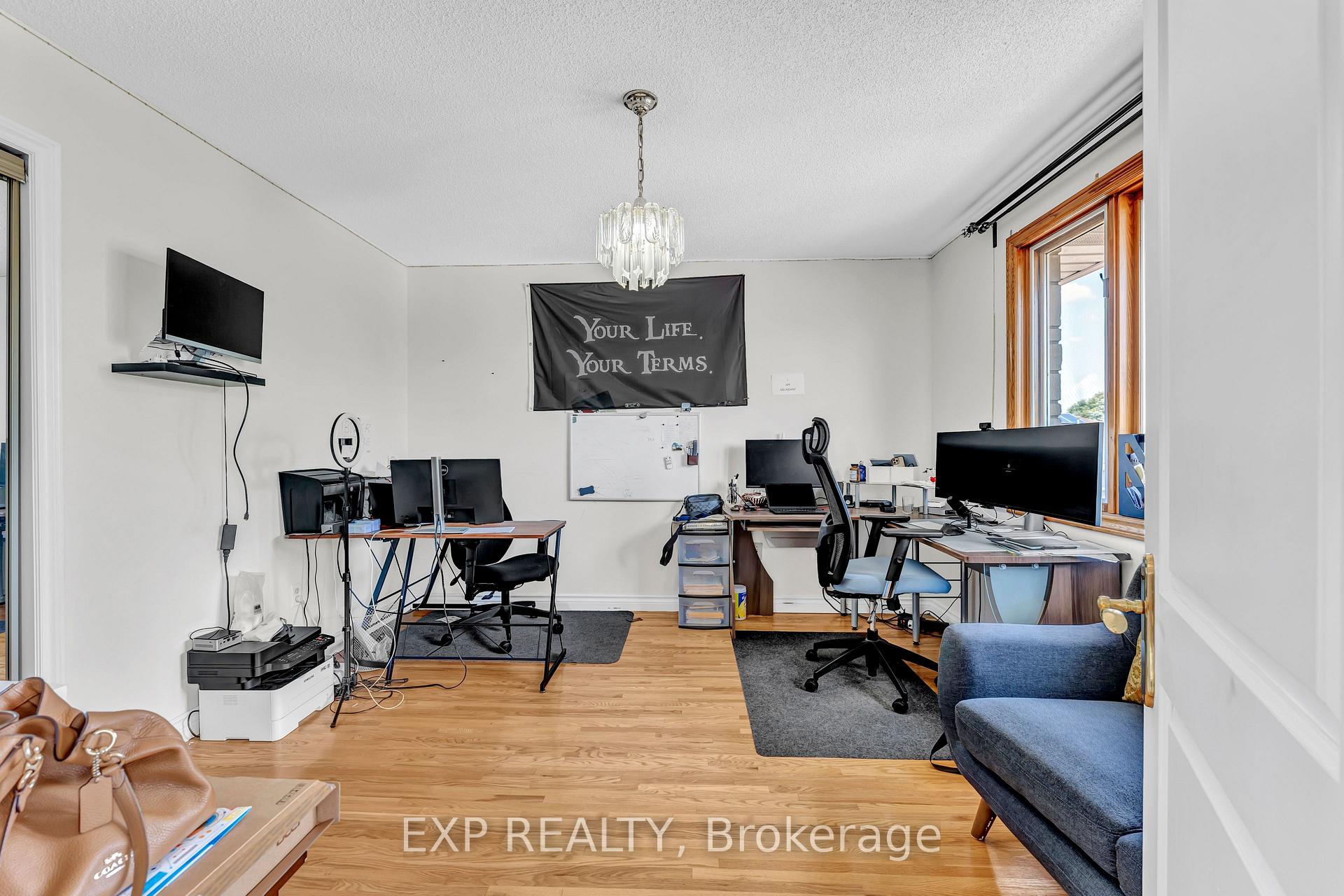 Photo 22 of 2 Glencrest Avenue, Hamilton, Stoney Creek — HOMEH