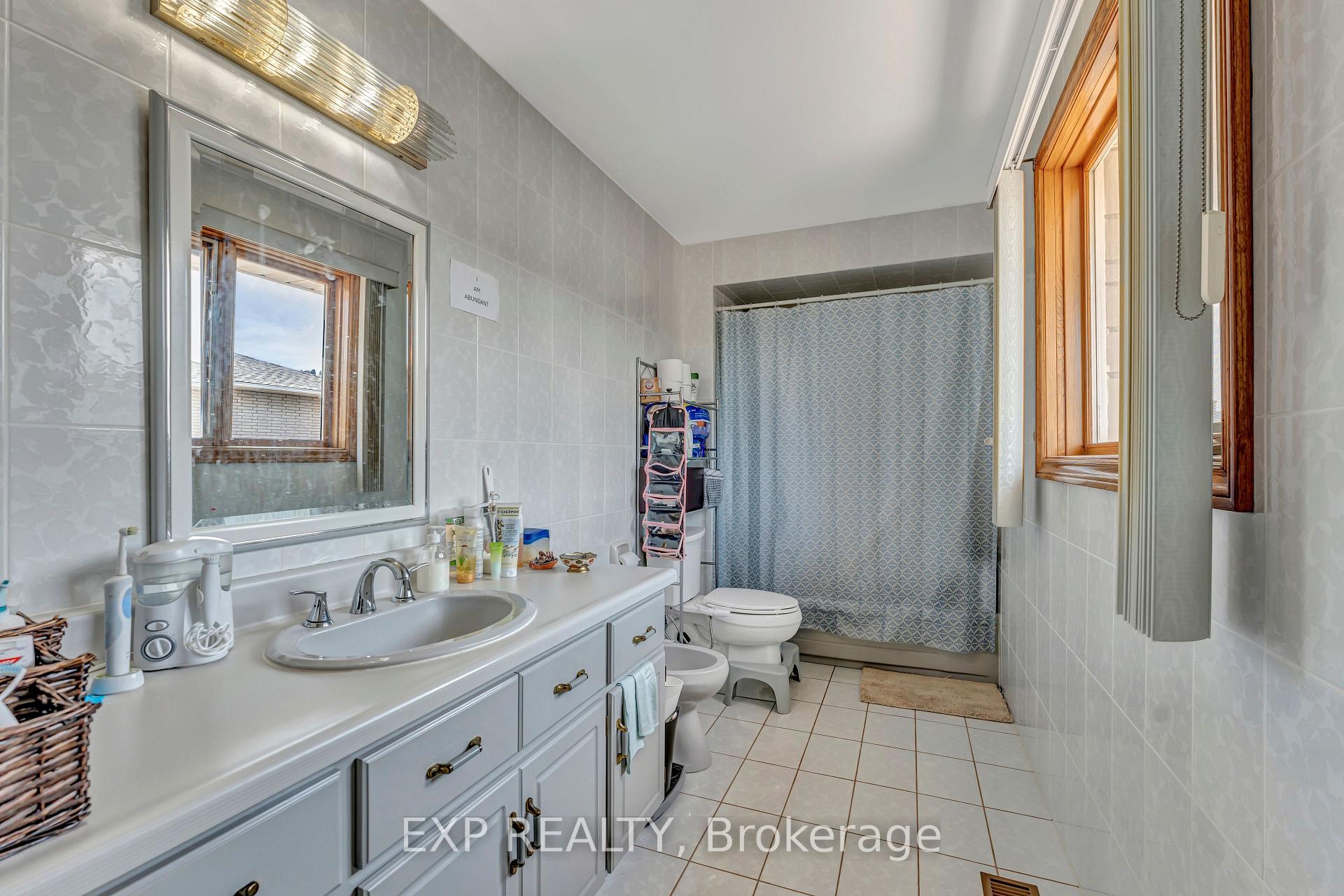 Photo 26 of 2 Glencrest Avenue, Hamilton, Stoney Creek — HOMEH