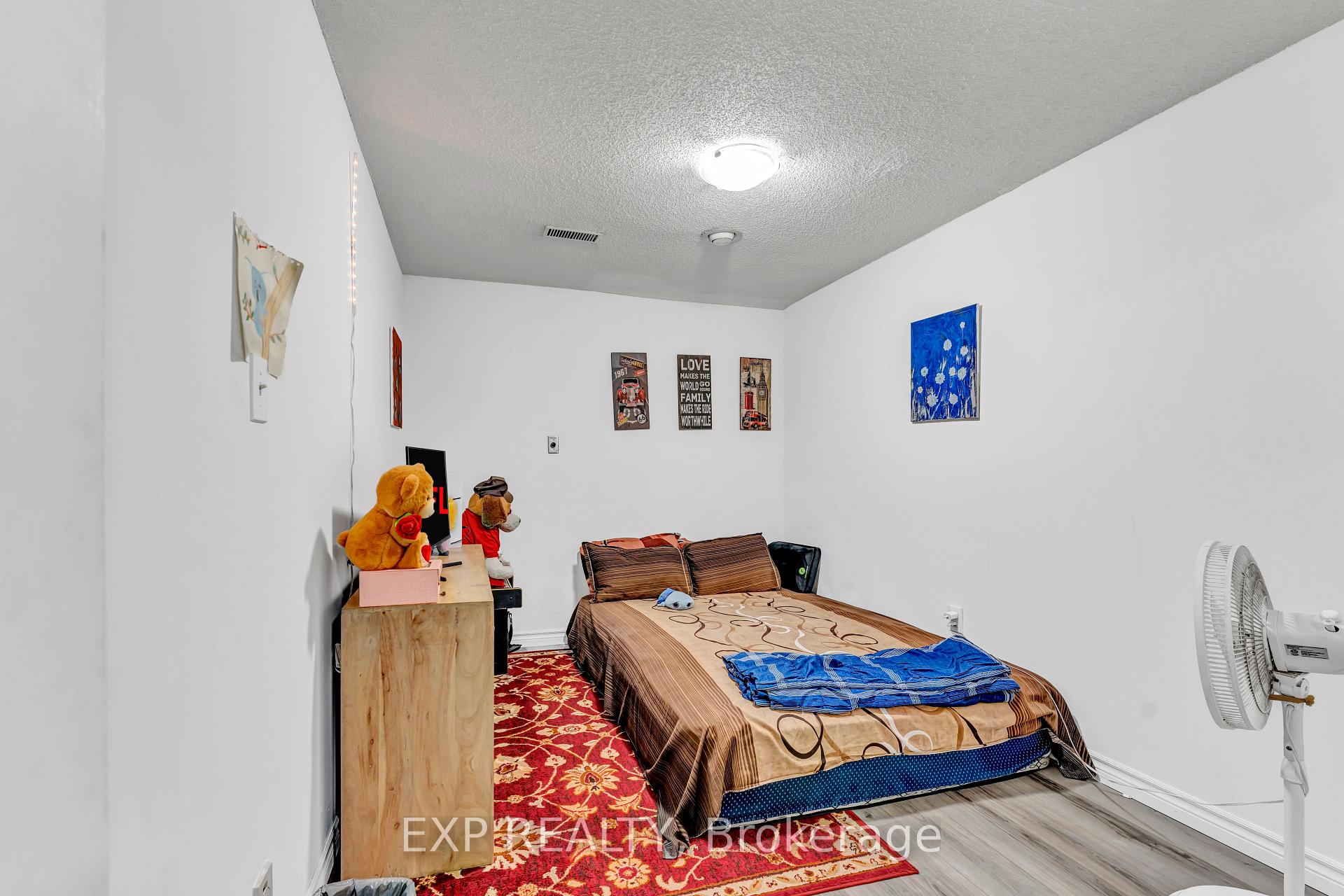 Photo 33 of 2 Glencrest Avenue, Hamilton, Stoney Creek — HOMEH
