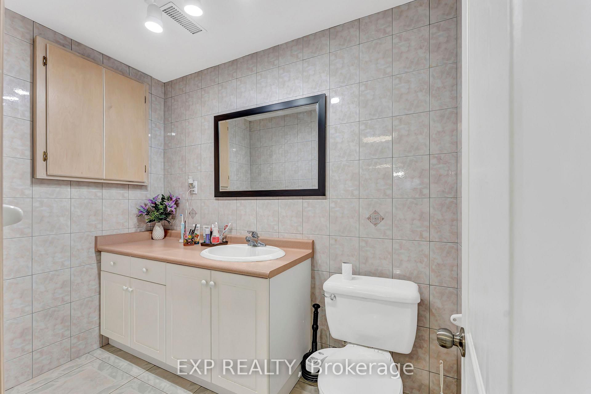 Photo 35 of 2 Glencrest Avenue, Hamilton, Stoney Creek — HOMEH