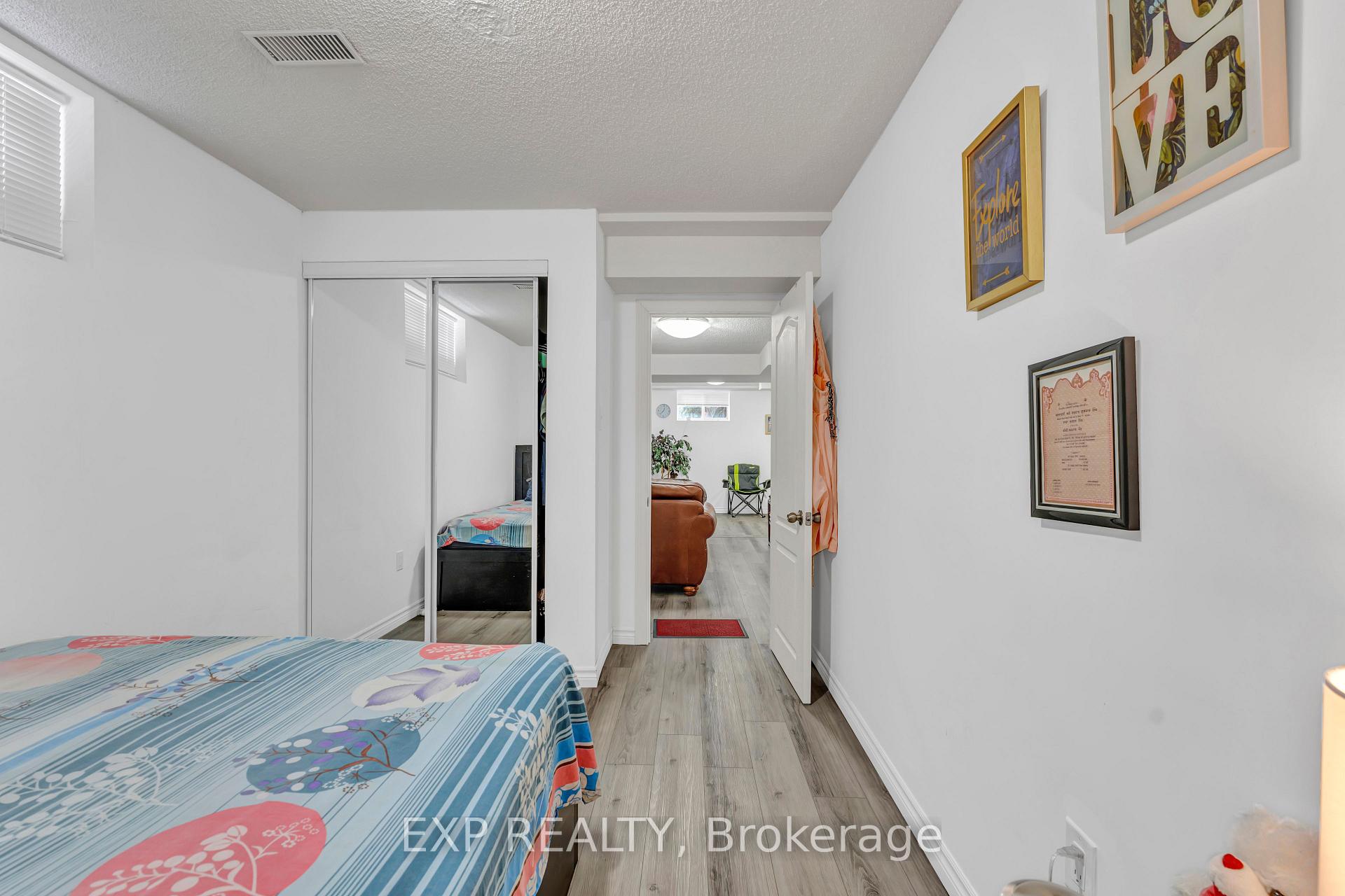 Photo 36 of 2 Glencrest Avenue, Hamilton, Stoney Creek — HOMEH