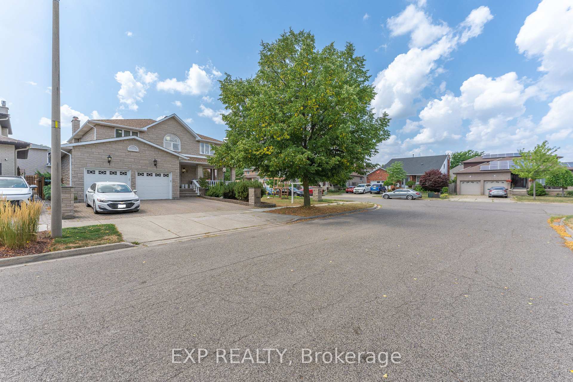 Photo 49 of 2 Glencrest Avenue, Hamilton, Stoney Creek — HOMEH