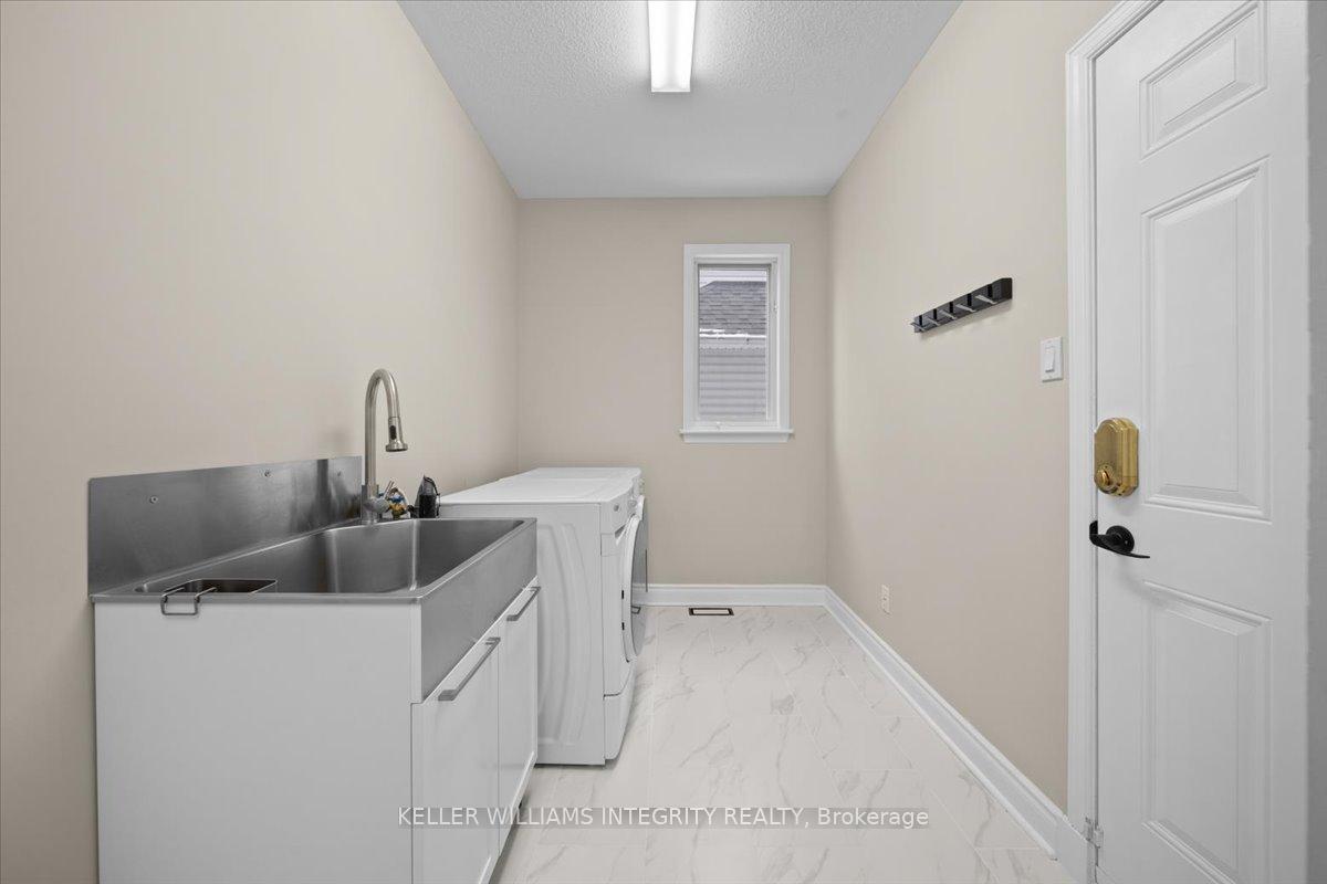 Photo 18 of 45 Mountain Ash Drive, Ottawa, Barrhaven East — HOMEH