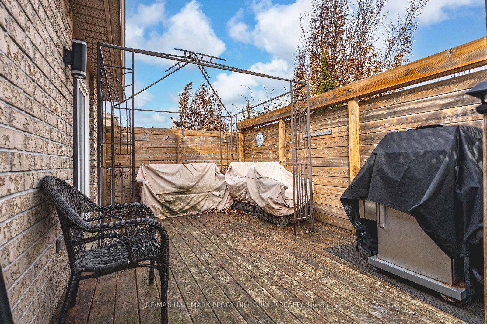 Photo 16 of 38 Touchette Drive, Barrie, Holly — HOMEH
