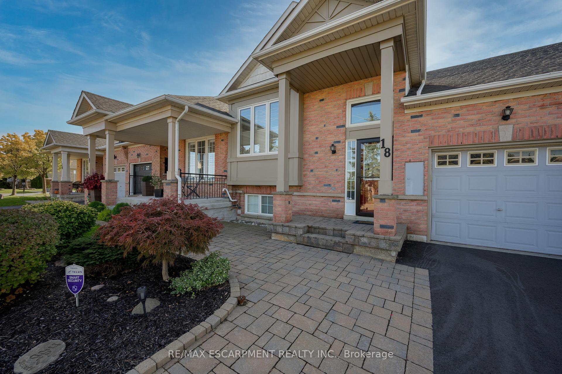 Photo 1 of Unit 18, 2243 Turnberry Road, Burlington, Rose — HOMEH