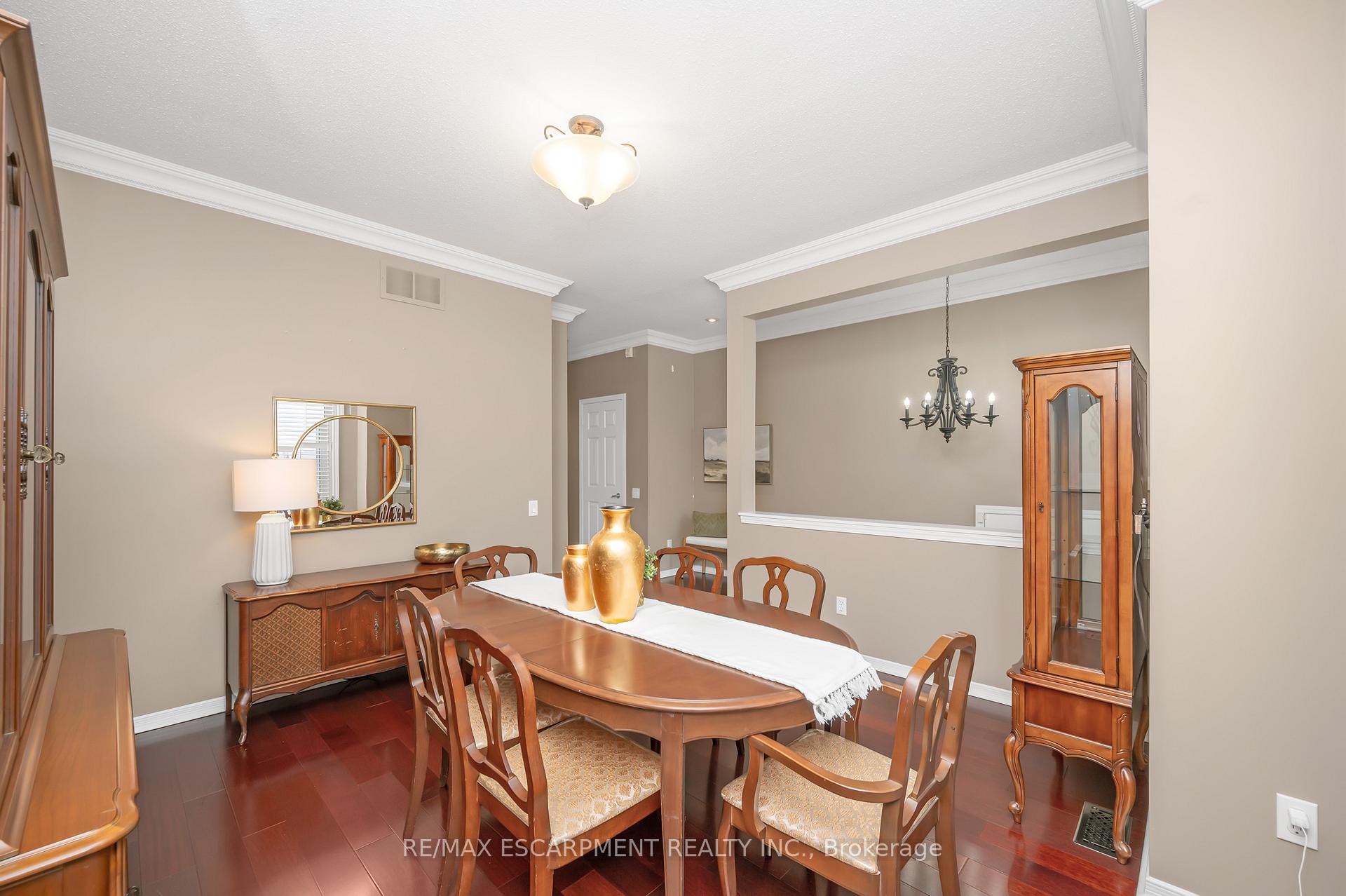 Photo 4 of Unit 18, 2243 Turnberry Road, Burlington, Rose — HOMEH