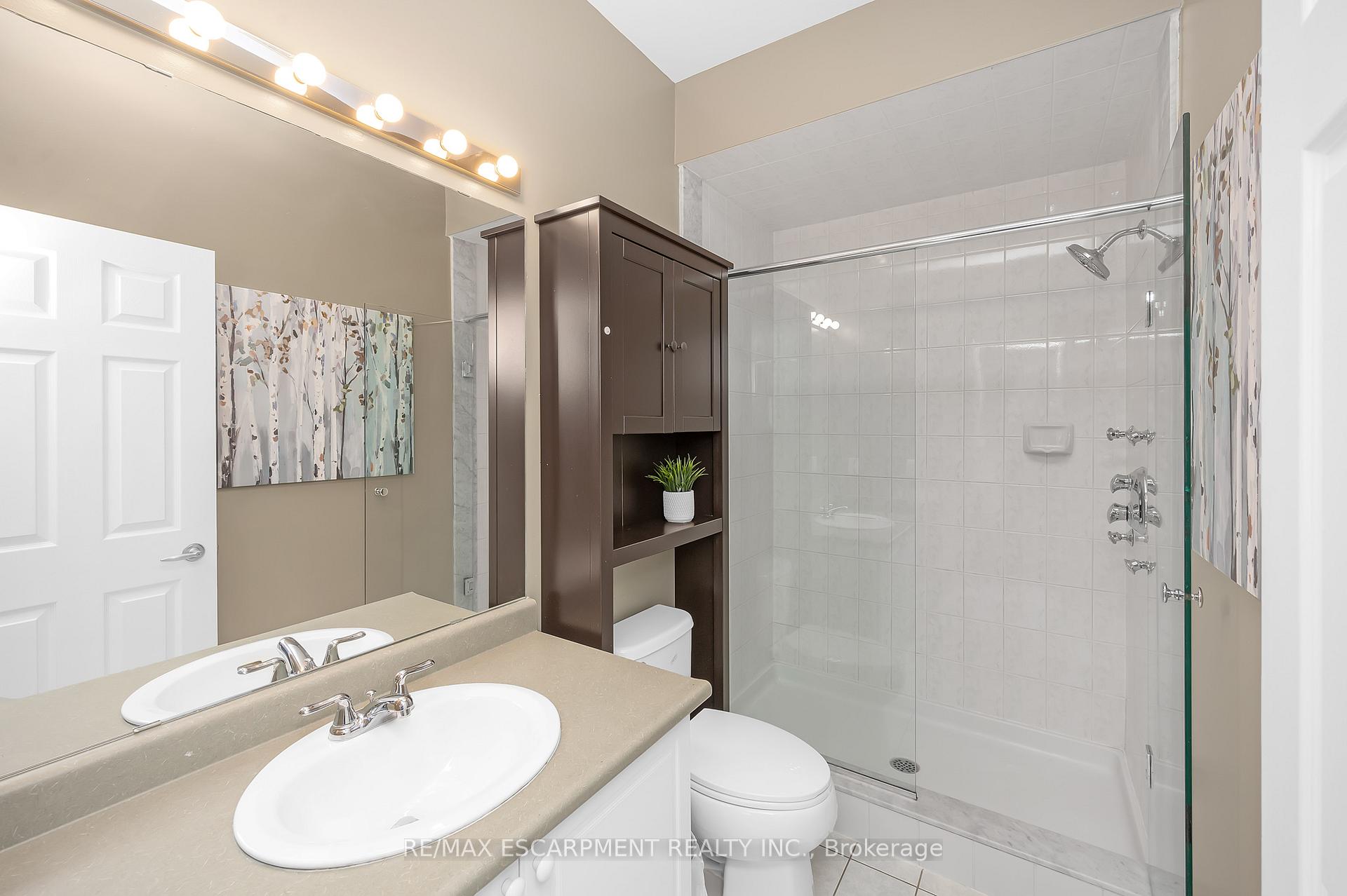 Photo 14 of Unit 18, 2243 Turnberry Road, Burlington, Rose — HOMEH
