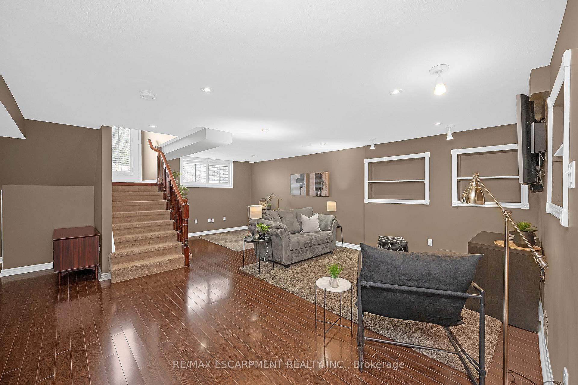 Photo 17 of Unit 18, 2243 Turnberry Road, Burlington, Rose — HOMEH
