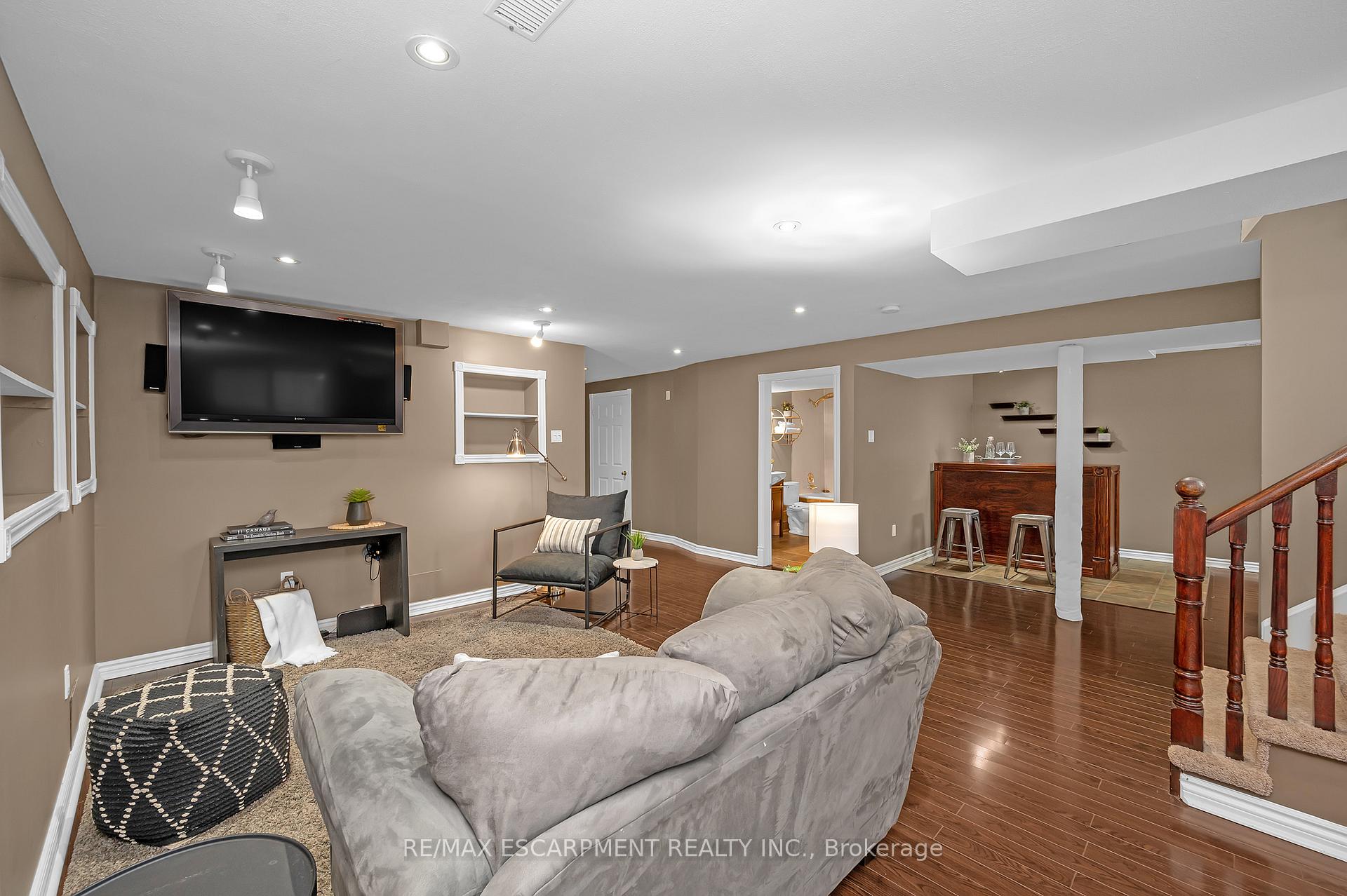 Photo 21 of Unit 18, 2243 Turnberry Road, Burlington, Rose — HOMEH