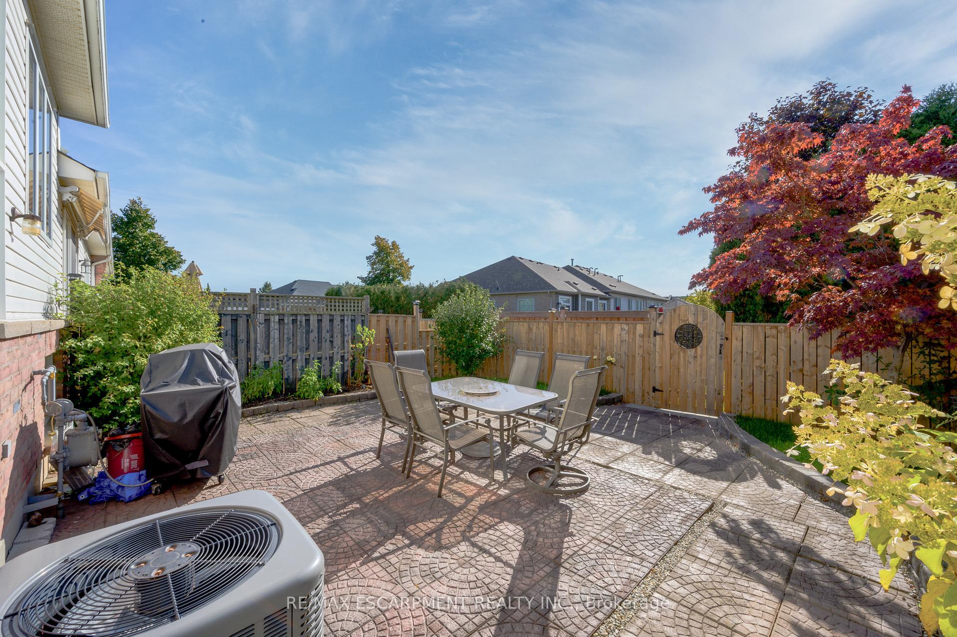 Photo 28 of Unit 18, 2243 Turnberry Road, Burlington, Rose — HOMEH