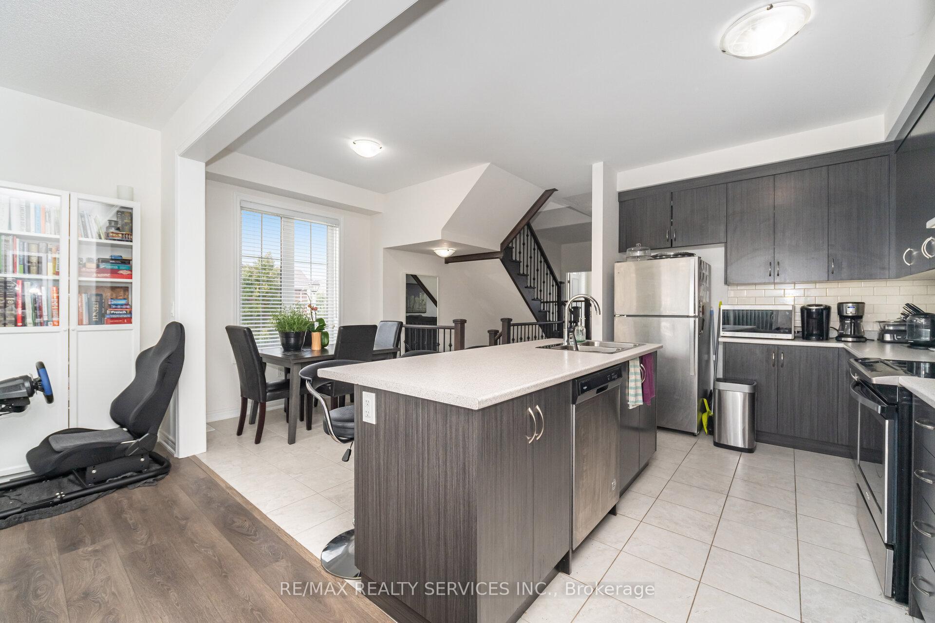 Photo 16 of 2 Estelle Gate, Brampton, Bram East — HOMEH