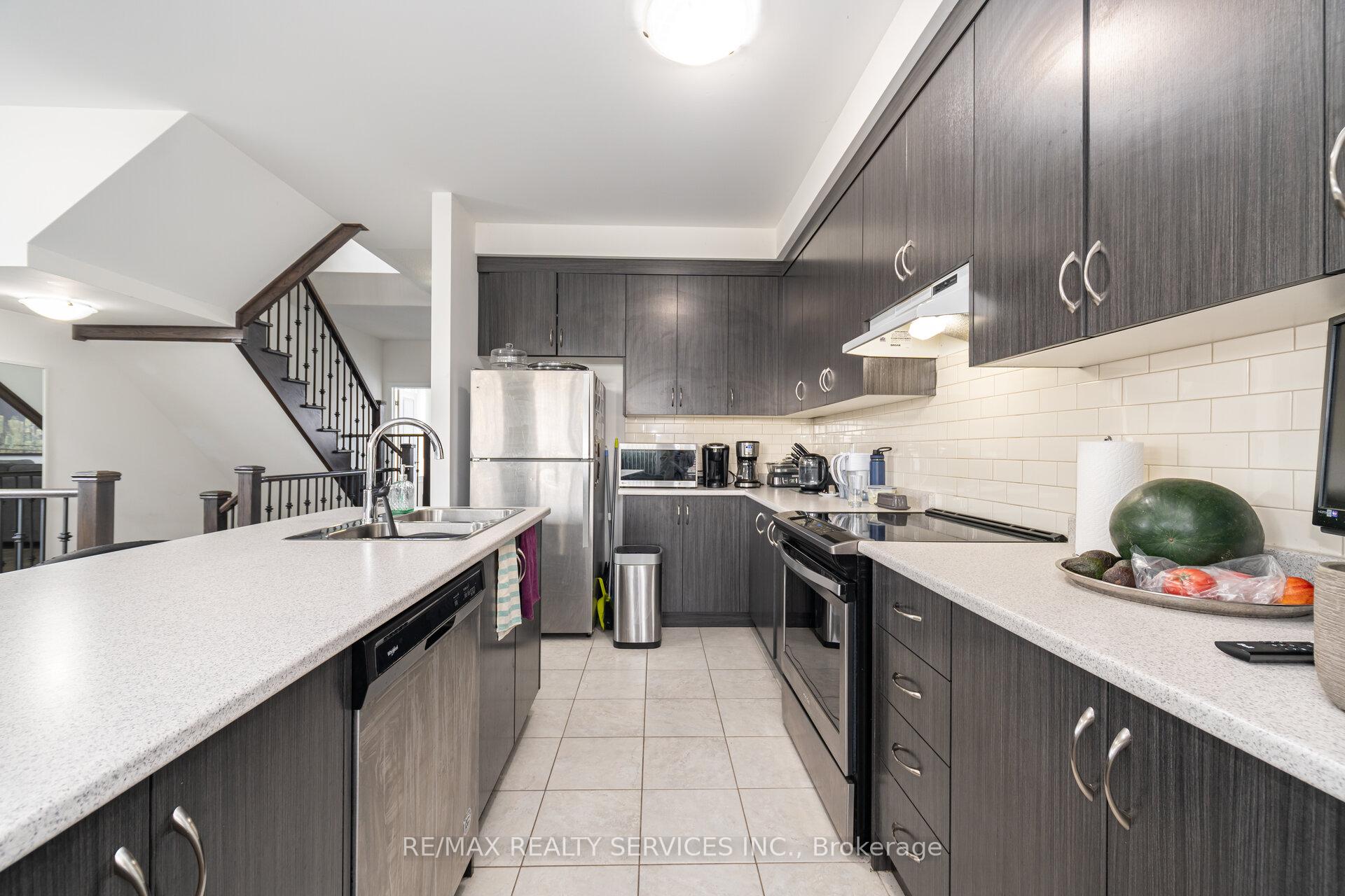 Photo 17 of 2 Estelle Gate, Brampton, Bram East — HOMEH