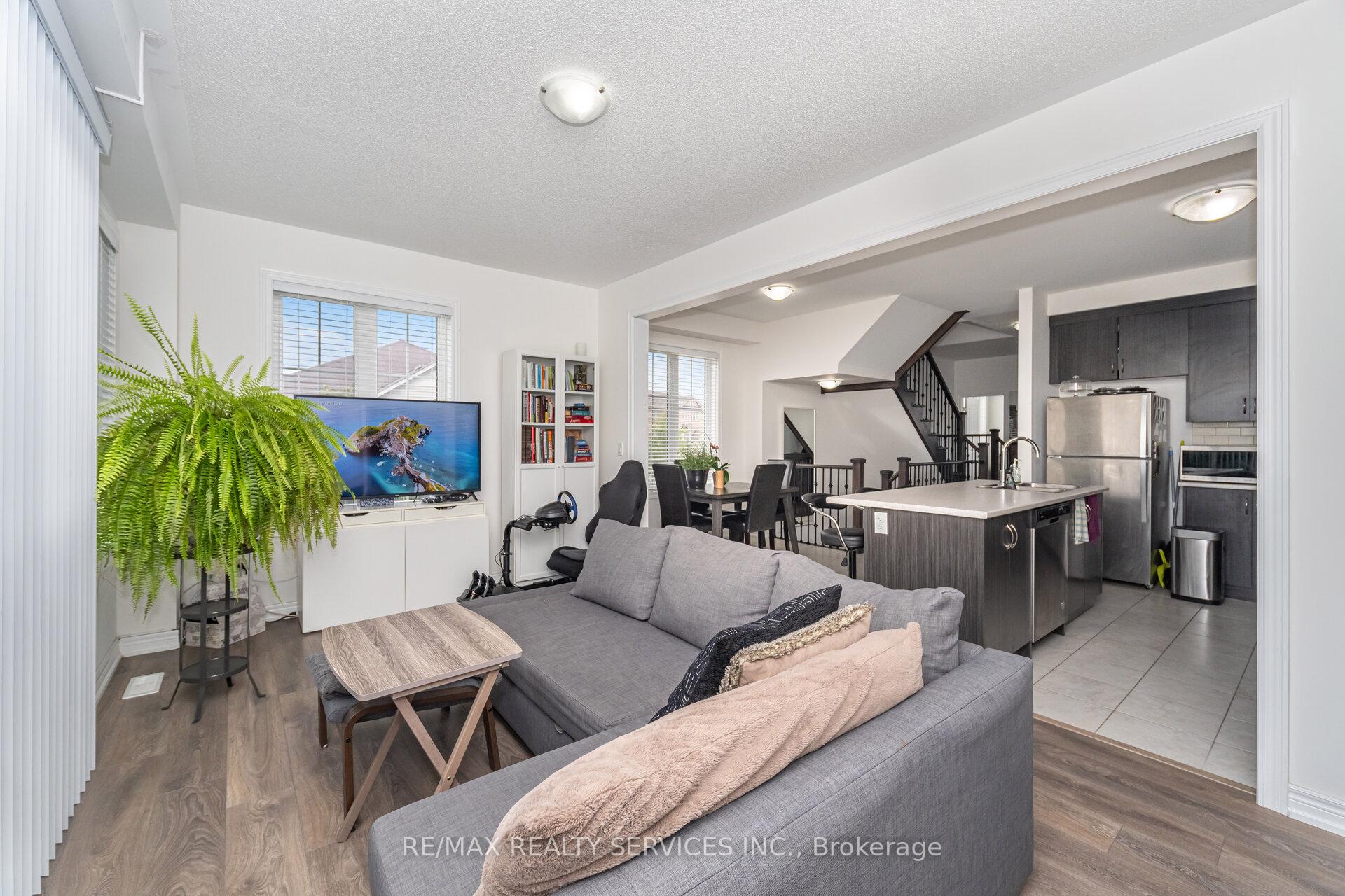 Photo 22 of 2 Estelle Gate, Brampton, Bram East — HOMEH