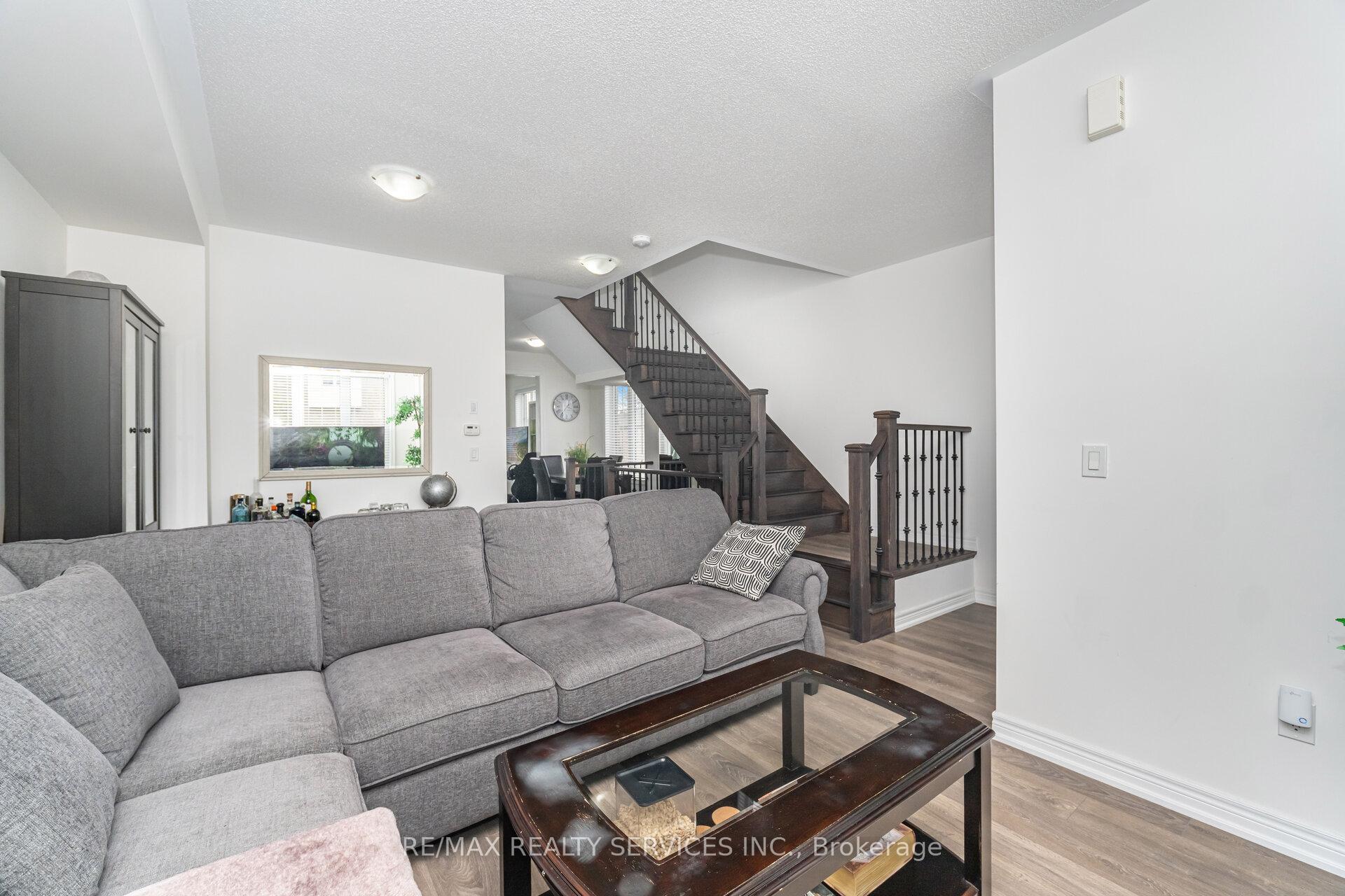 Photo 23 of 2 Estelle Gate, Brampton, Bram East — HOMEH