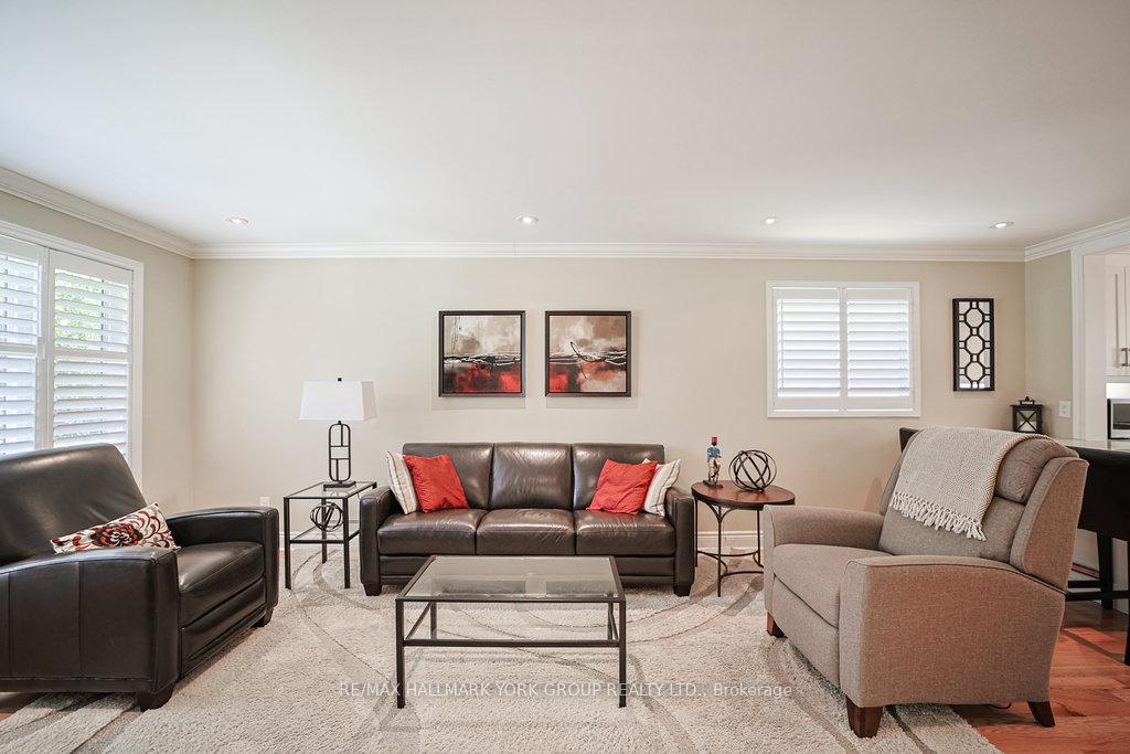 Photo 13 of 286 Kennedy Street W, Aurora, Aurora Highlands — HOMEH