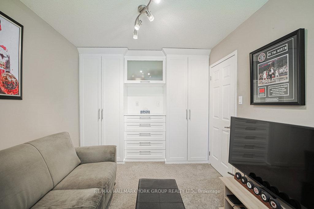 Photo 21 of 286 Kennedy Street W, Aurora, Aurora Highlands — HOMEH