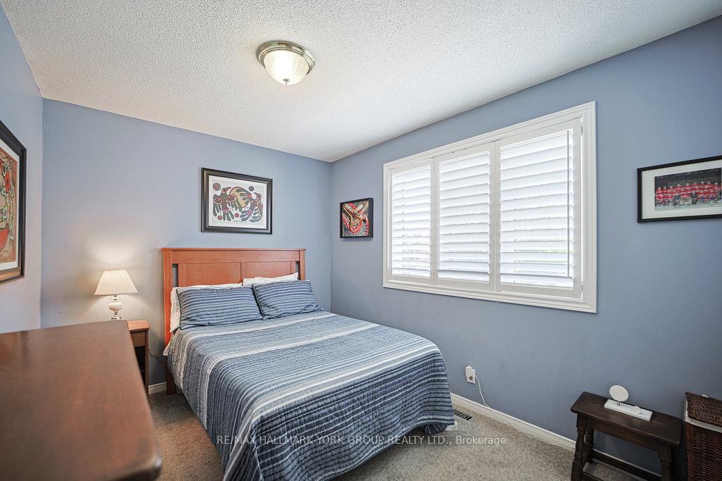 Photo 25 of 286 Kennedy Street W, Aurora, Aurora Highlands — HOMEH