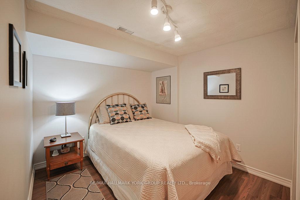 Photo 27 of 286 Kennedy Street W, Aurora, Aurora Highlands — HOMEH