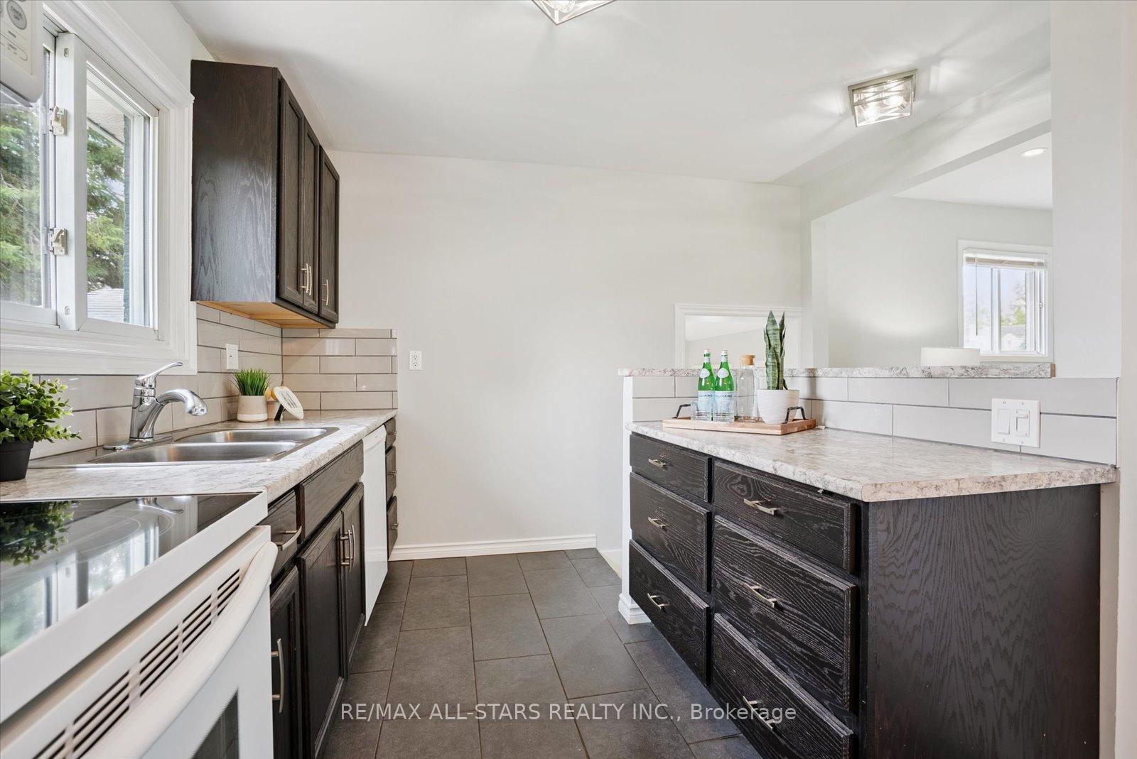 Photo 9 of 1500 Concession 6 Road, Brock, Beaverton — HOMEH