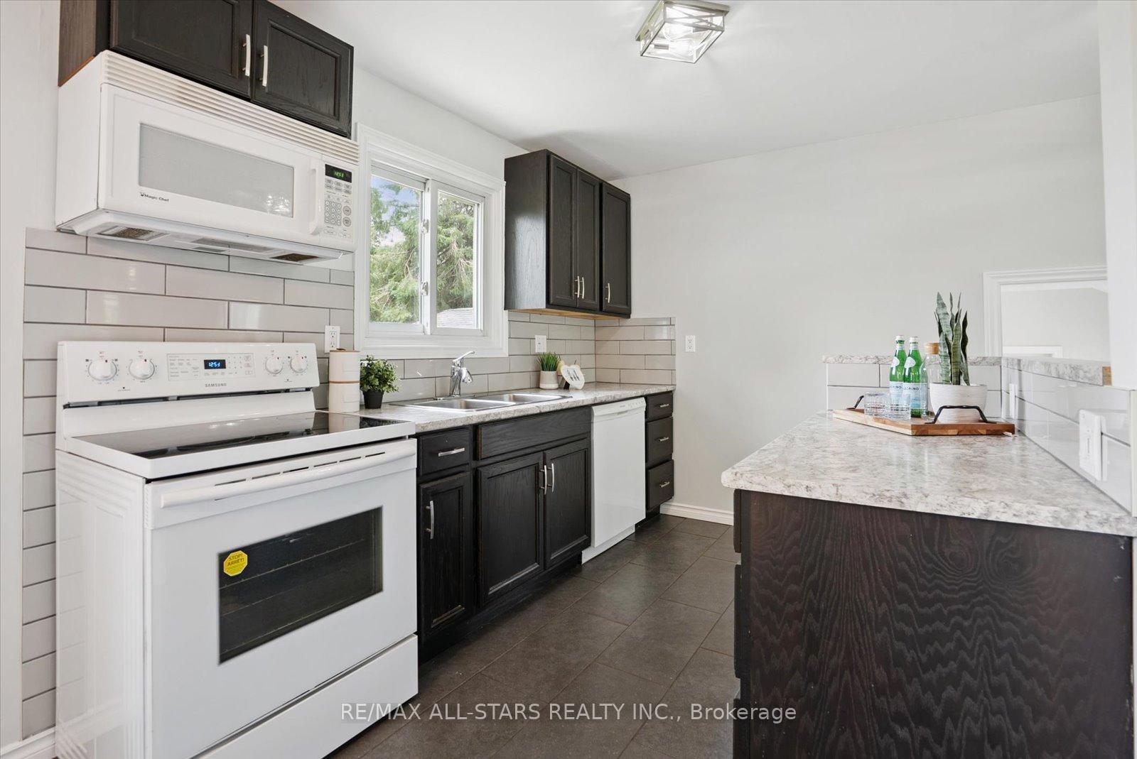Photo 11 of 1500 Concession 6 Road, Brock, Beaverton — HOMEH