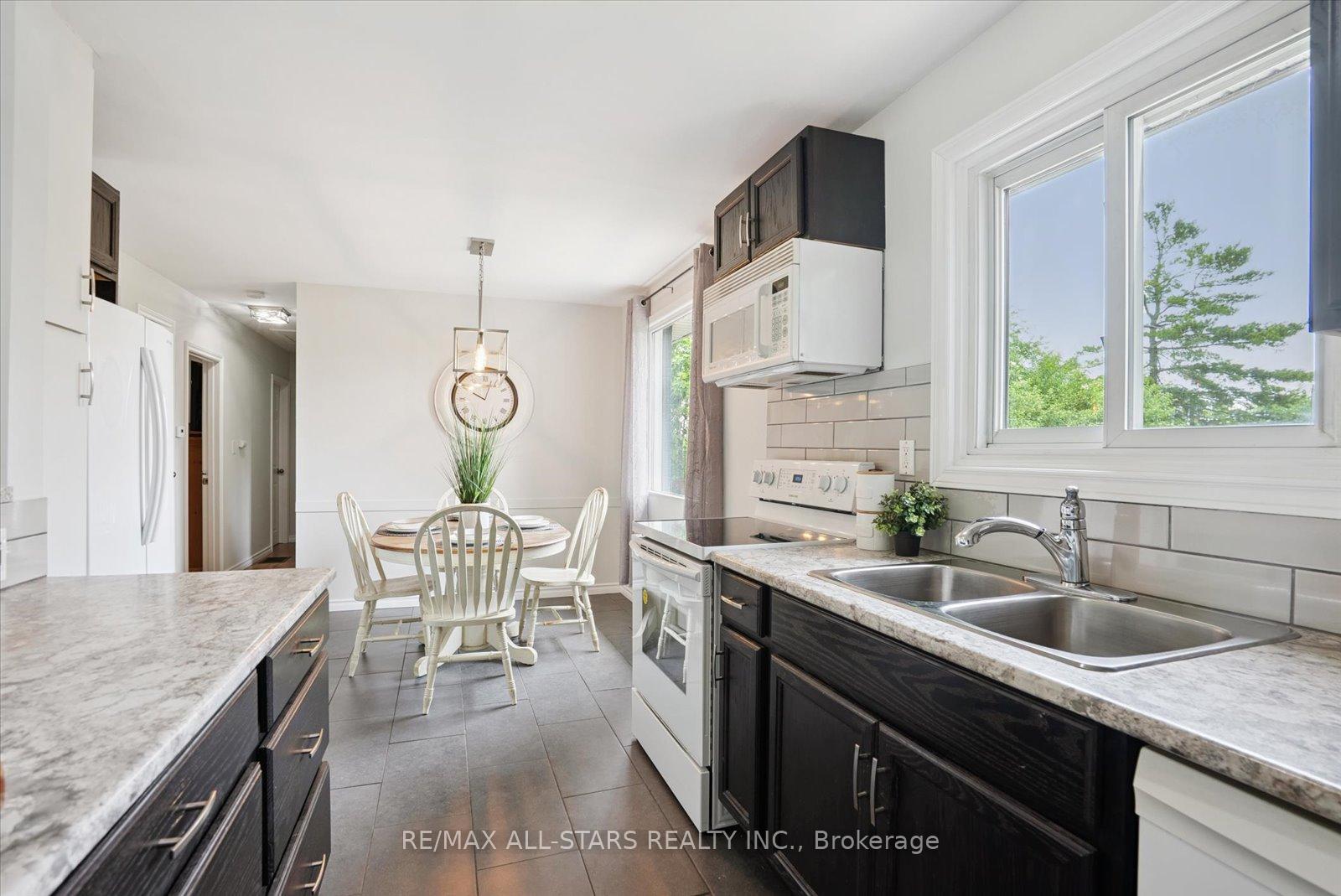 Photo 13 of 1500 Concession 6 Road, Brock, Beaverton — HOMEH