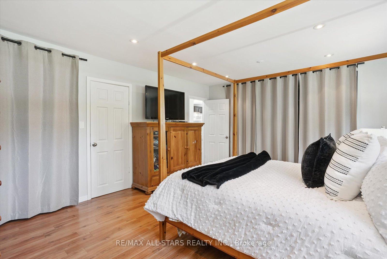 Photo 18 of 1500 Concession 6 Road, Brock, Beaverton — HOMEH