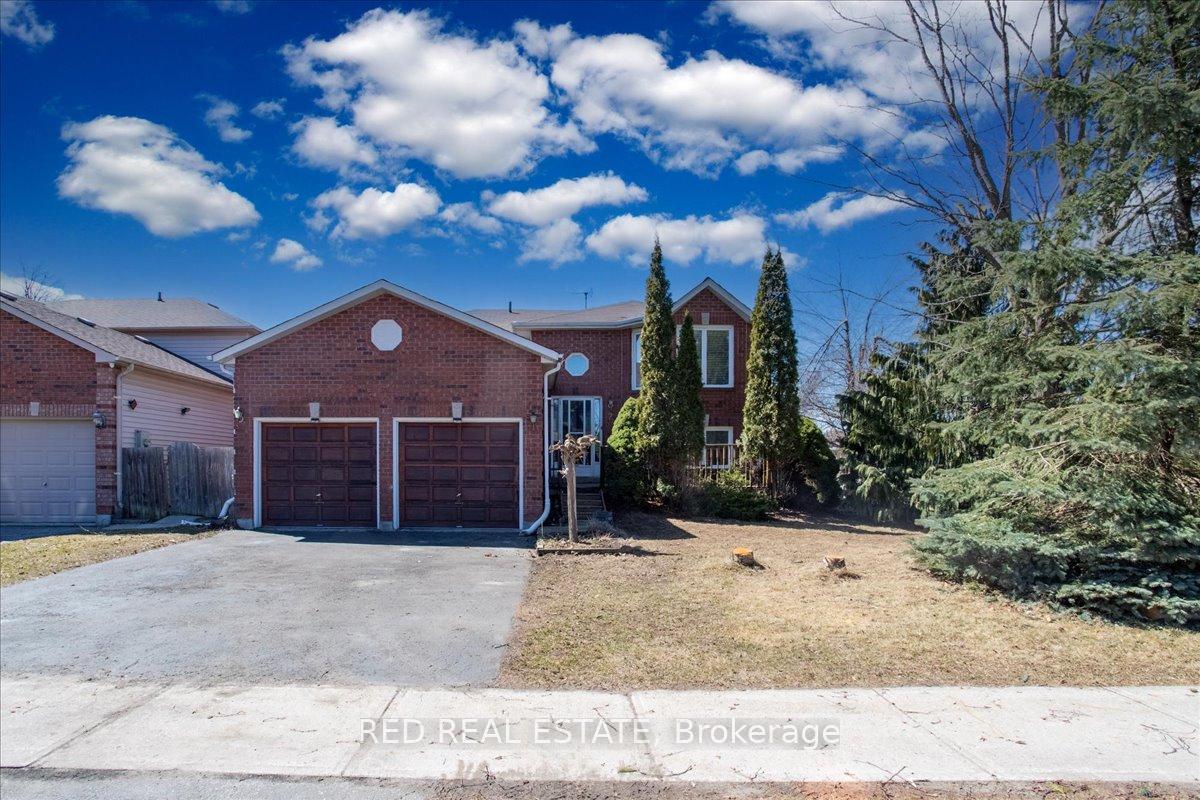 Photo 1 of 2 Finlay Road, Barrie, West Bayfield — HOMEH