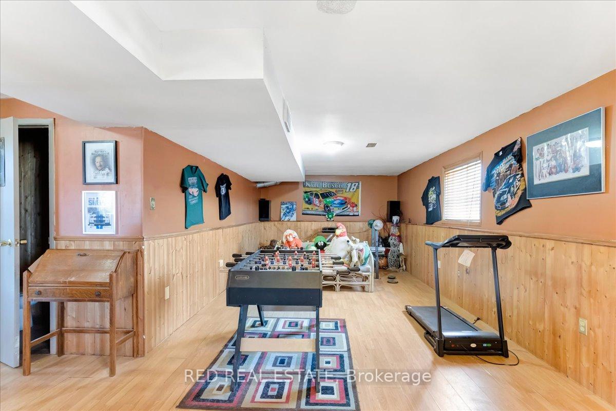 Photo 17 of 2 Finlay Road, Barrie, West Bayfield — HOMEH