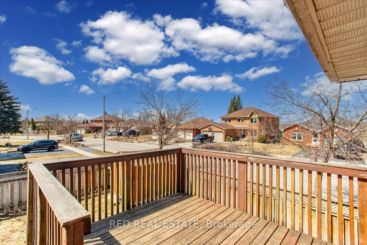 Photo 24 of 2 Finlay Road, Barrie, West Bayfield — HOMEH