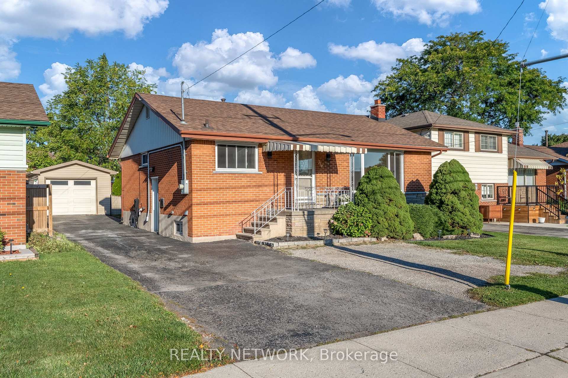 Photo 1 of 716 Upper Ottawa Street, Hamilton, Hampton Heights — HOMEH