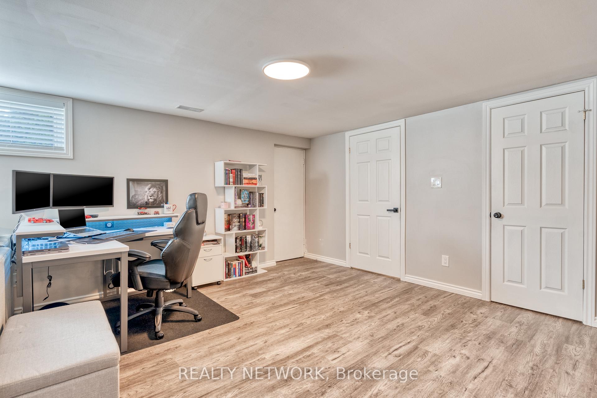 Photo 23 of 716 Upper Ottawa Street, Hamilton, Hampton Heights — HOMEH