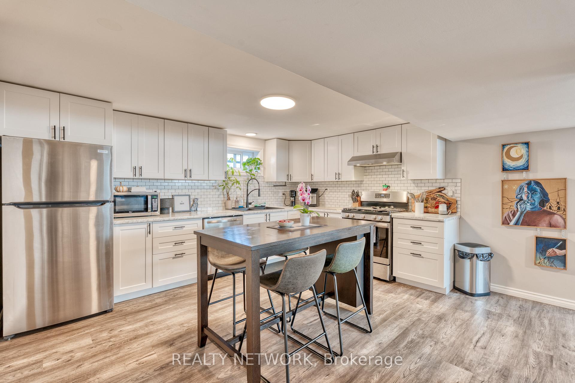 Photo 28 of 716 Upper Ottawa Street, Hamilton, Hampton Heights — HOMEH