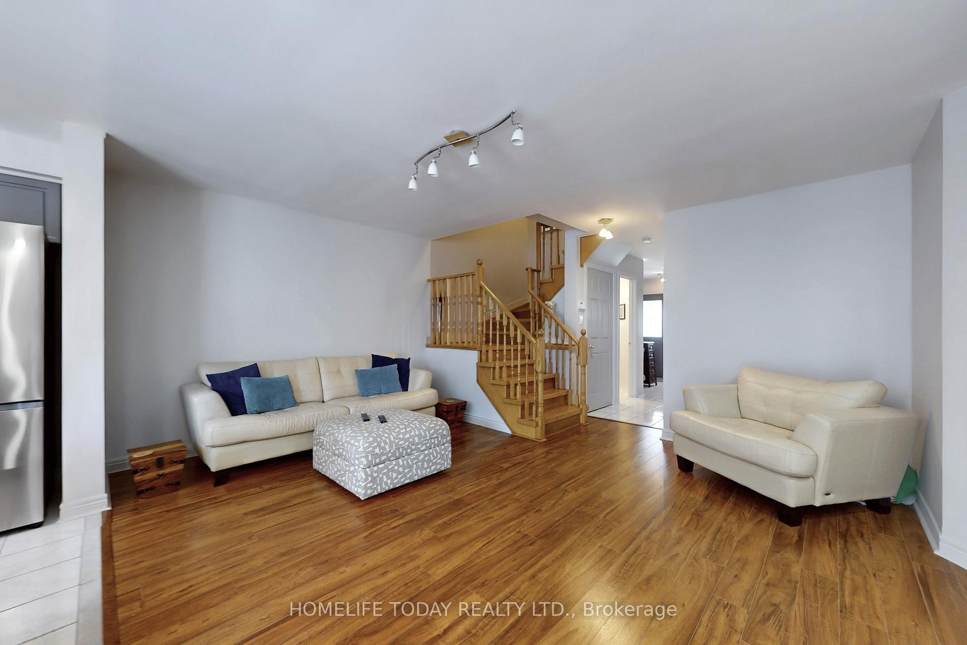 Photo 7 of 79 Checkerberry Crescent, Brampton, Sandringham-Wellington — HOMEH