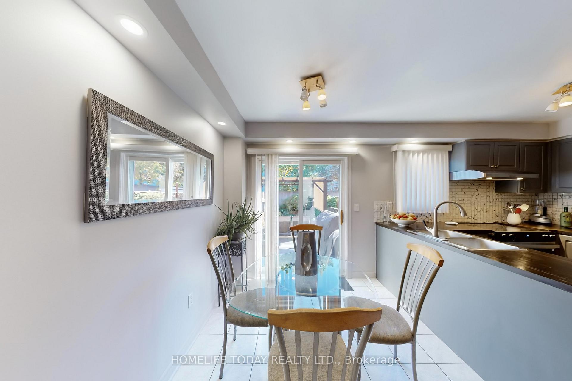 Photo 16 of 79 Checkerberry Crescent, Brampton, Sandringham-Wellington — HOMEH