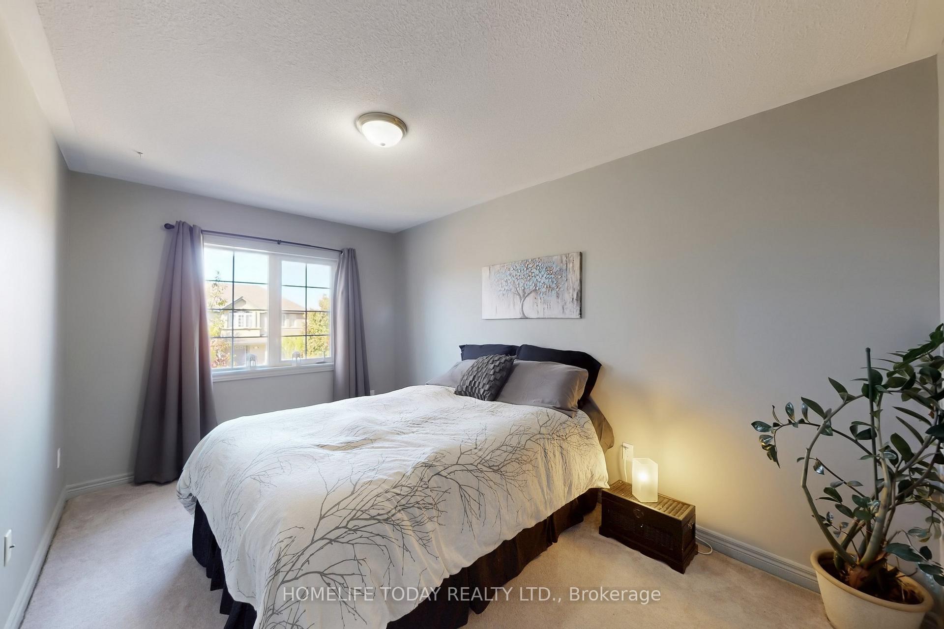 Photo 26 of 79 Checkerberry Crescent, Brampton, Sandringham-Wellington — HOMEH