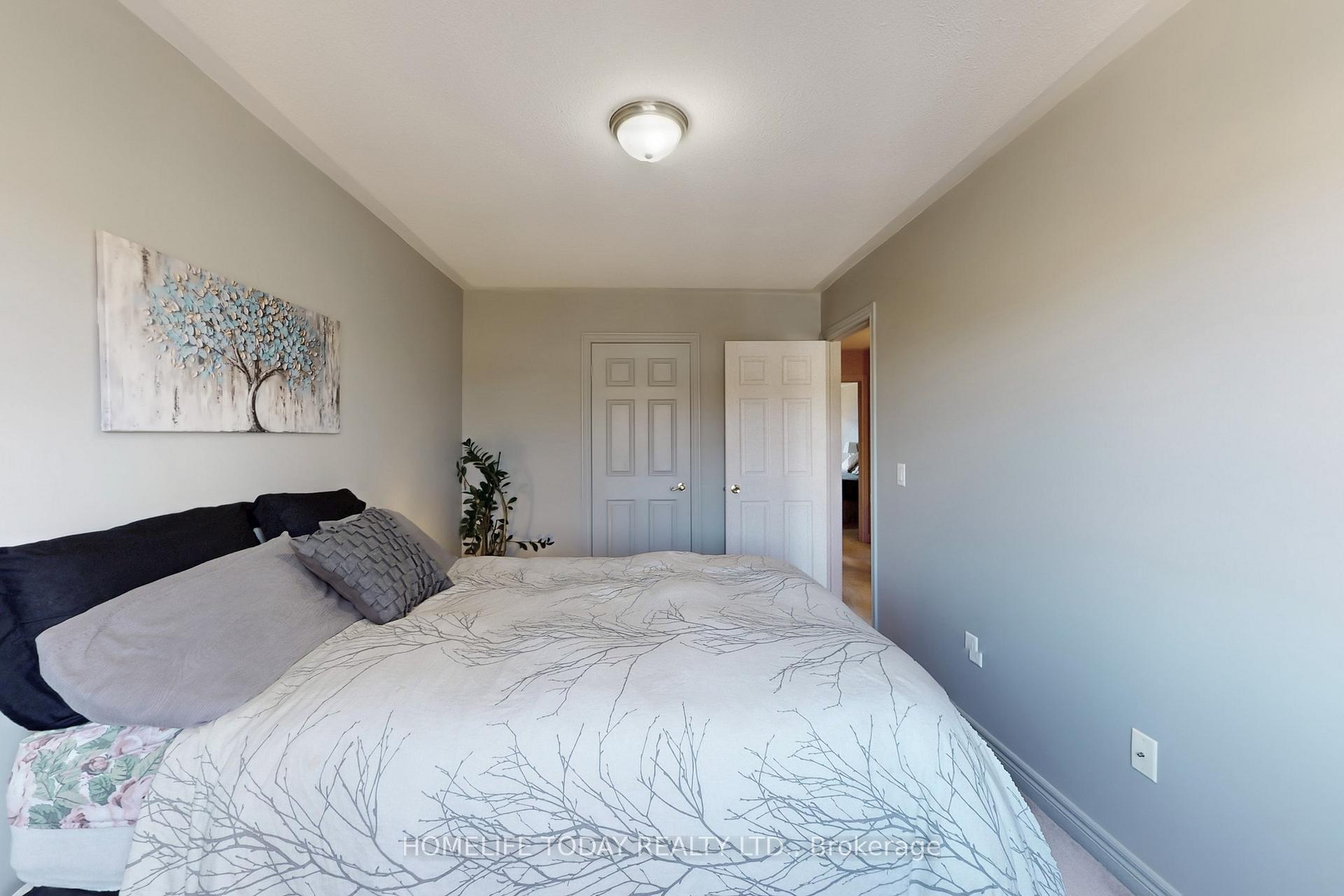 Photo 27 of 79 Checkerberry Crescent, Brampton, Sandringham-Wellington — HOMEH