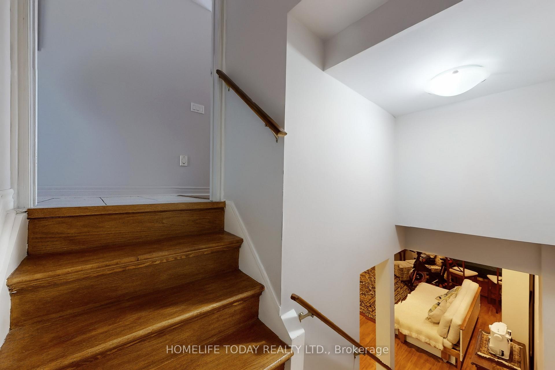 Photo 33 of 79 Checkerberry Crescent, Brampton, Sandringham-Wellington — HOMEH